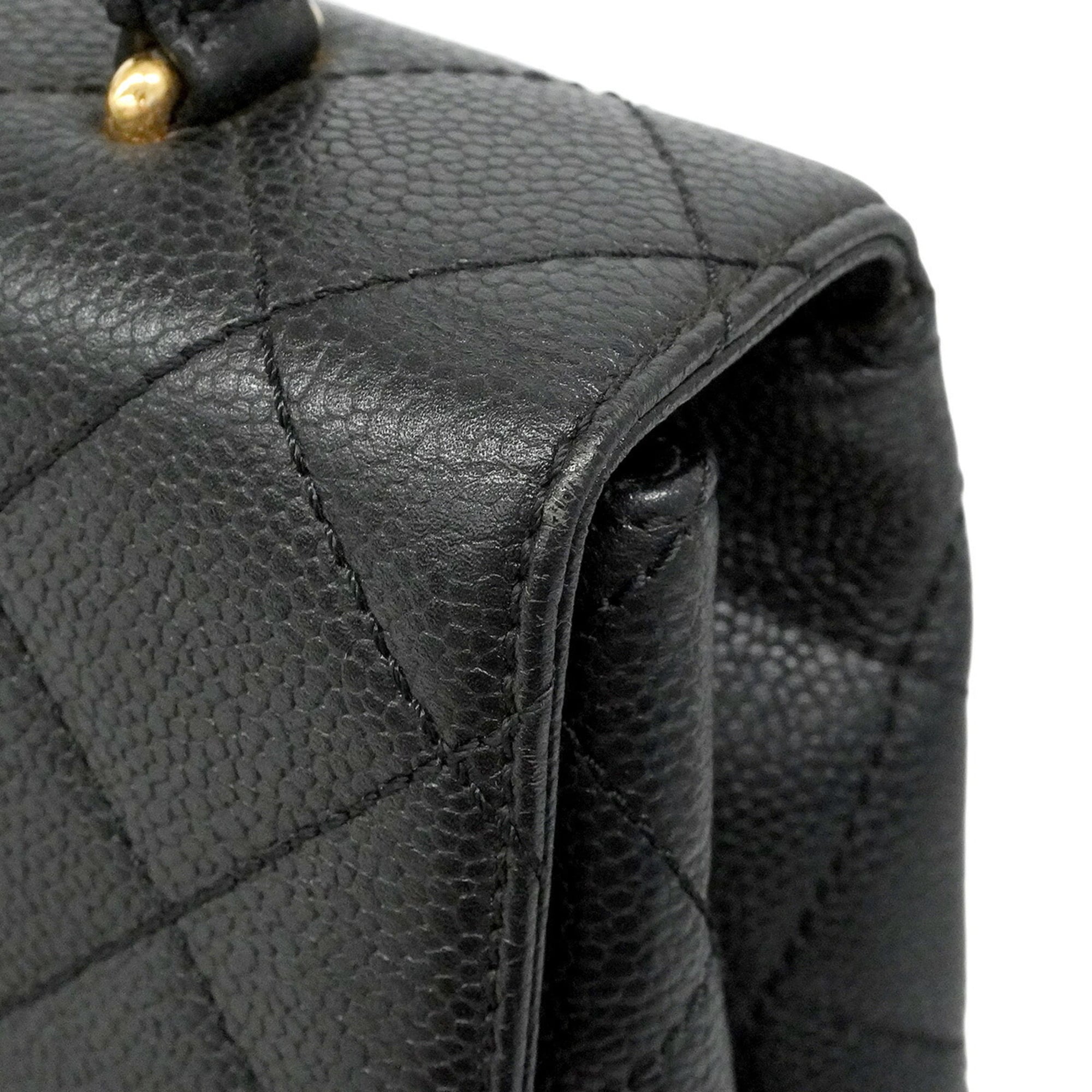 Chanel Black Grained Calfskin Handbag (Pre-Owned)