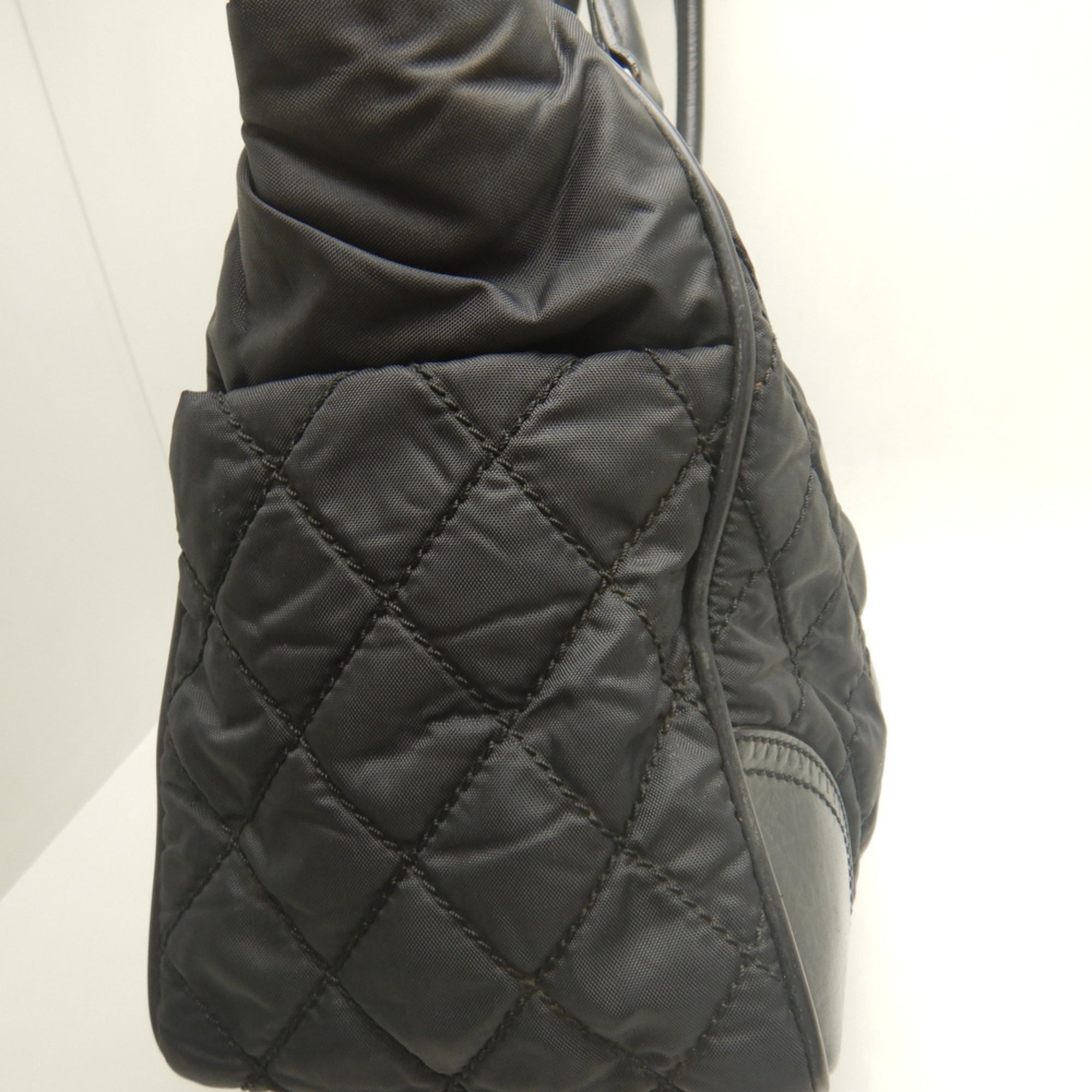 Chanel Black Nylon Leather Tote Bag (Pre-Owned)