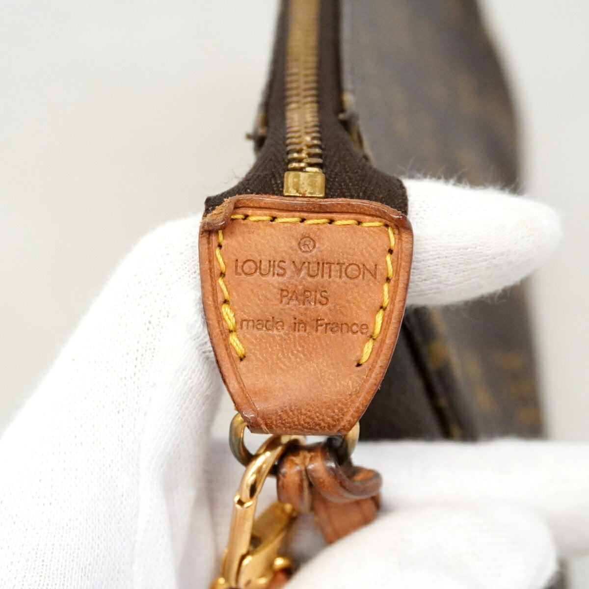 Louis Vuitton Brown Pouch (Pre-Owned)