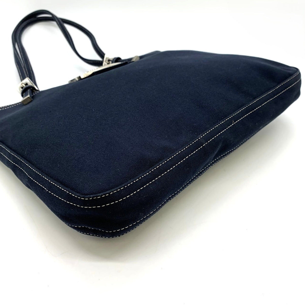 Fendi Navy Canvas Shoulder Bag Tote Bag (Pre-Owned)
