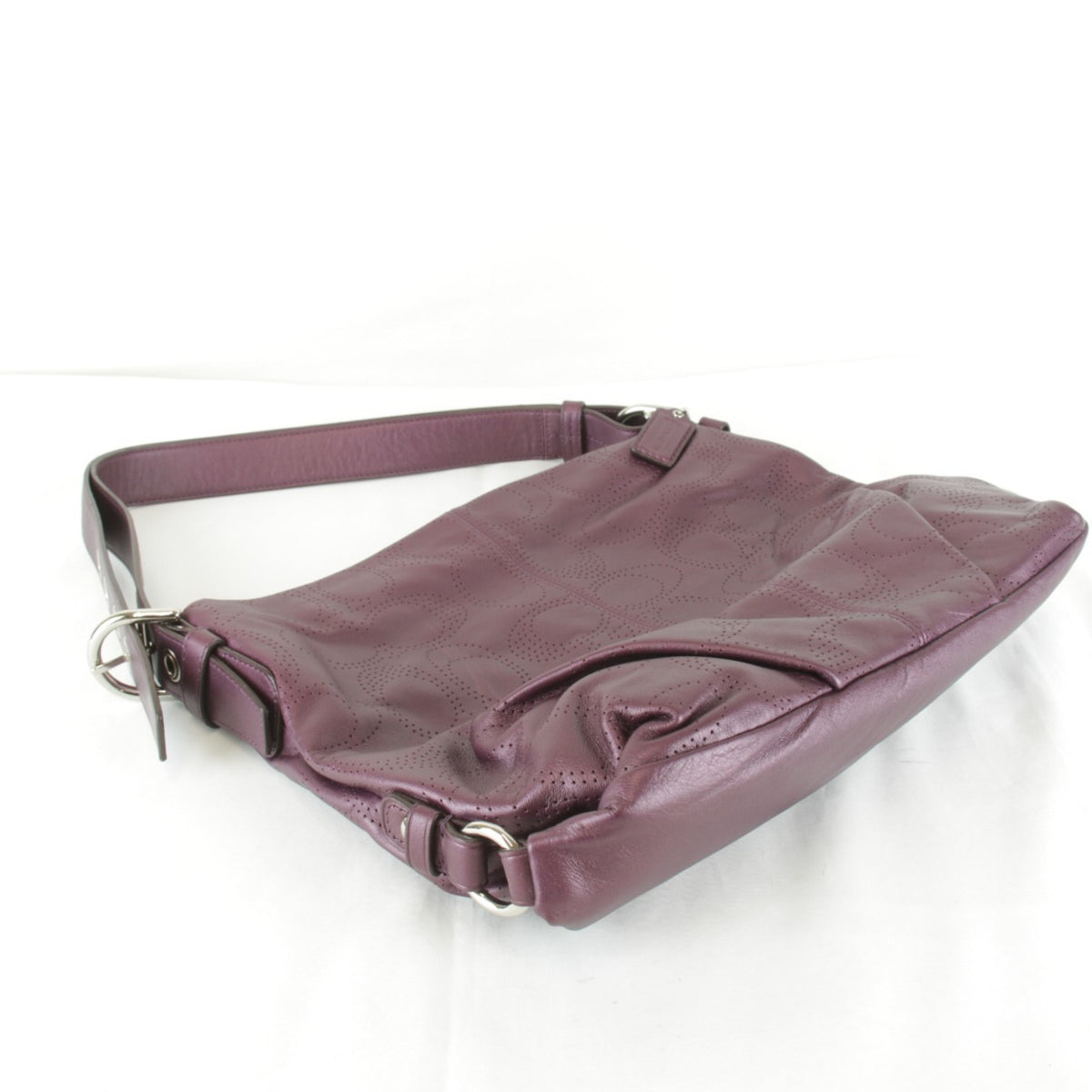Coach Purple Leather Shoulder Bag (Pre-Owned)