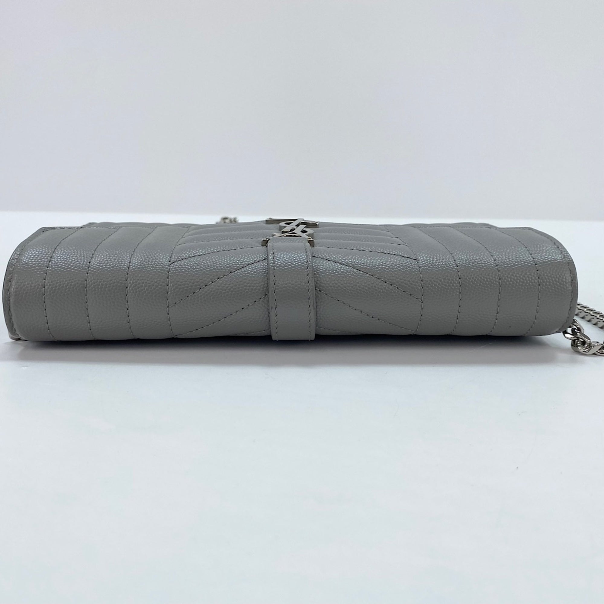 Yves Saint Laurent Gray Shoulder Bag (Pre-Owned)