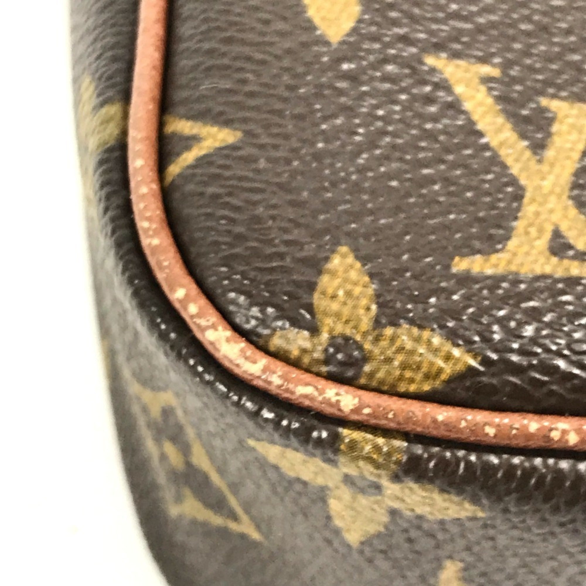 Louis Vuitton Brown Monogram Canvas Pochette Shoulder Bag (Pre-Owned)