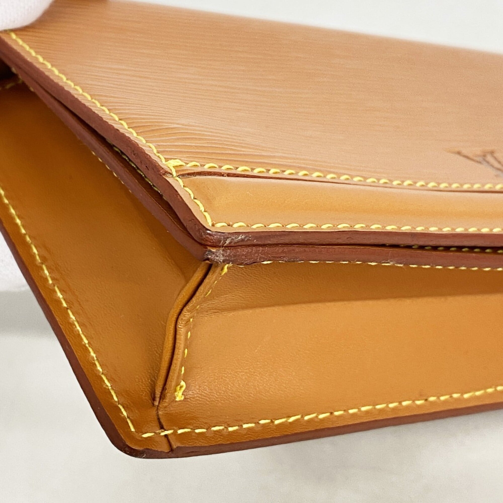 Louis Vuitton Gold Cipango Pouch (Pre-Owned)