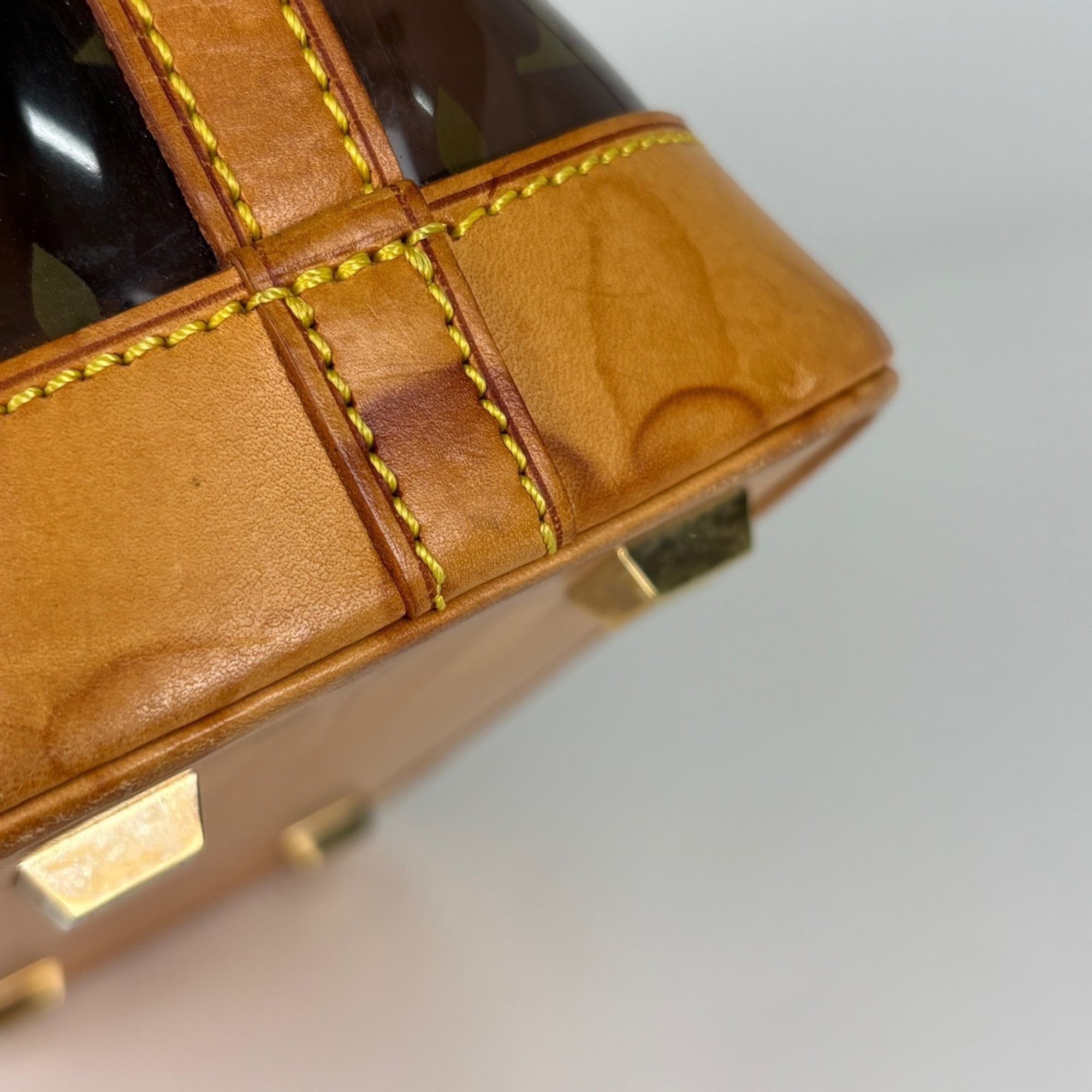 Louis Vuitton Brown Vinyl Handbag Tote Bag (Pre-Owned)