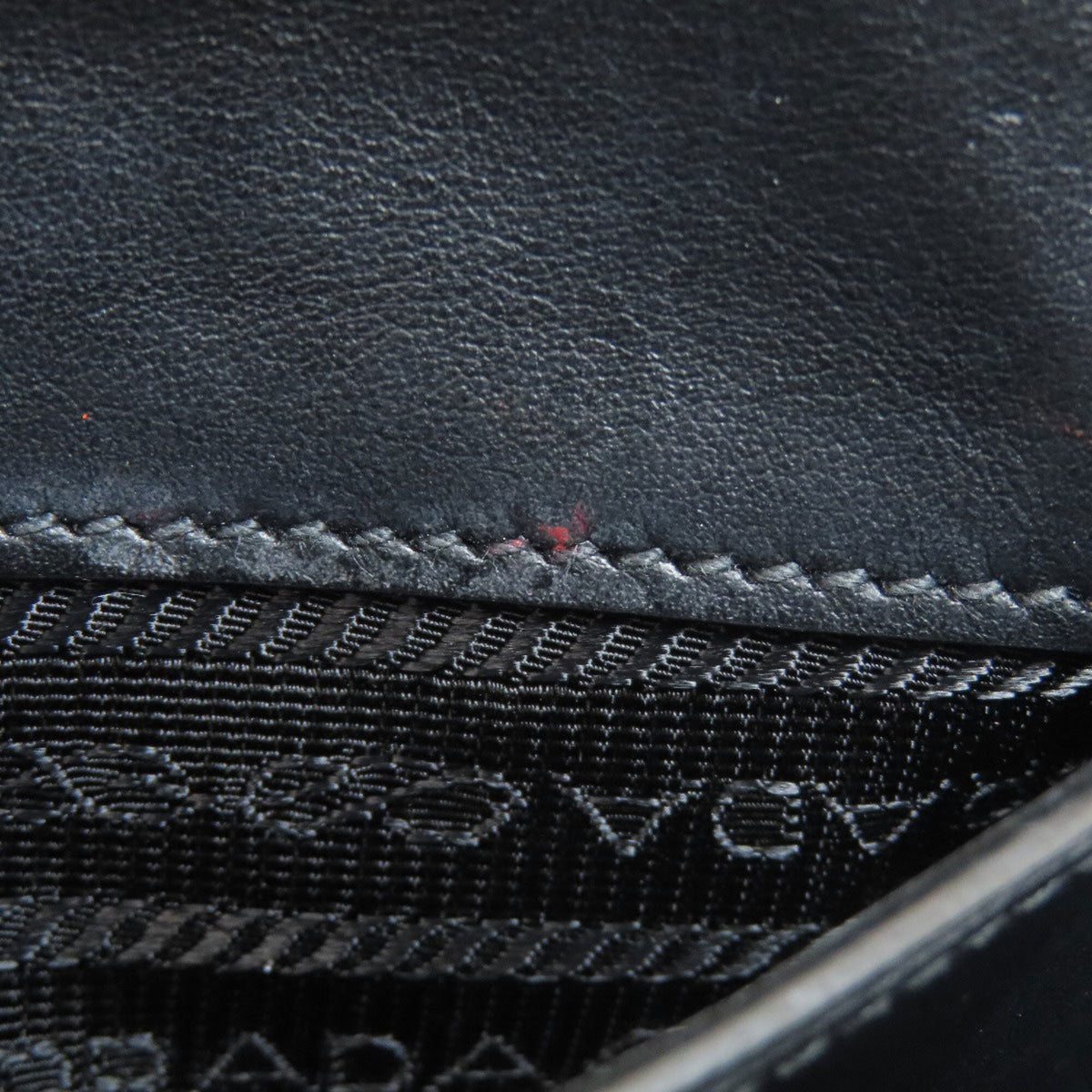 Prada Black Leather Shoulder Bag (Pre-Owned)