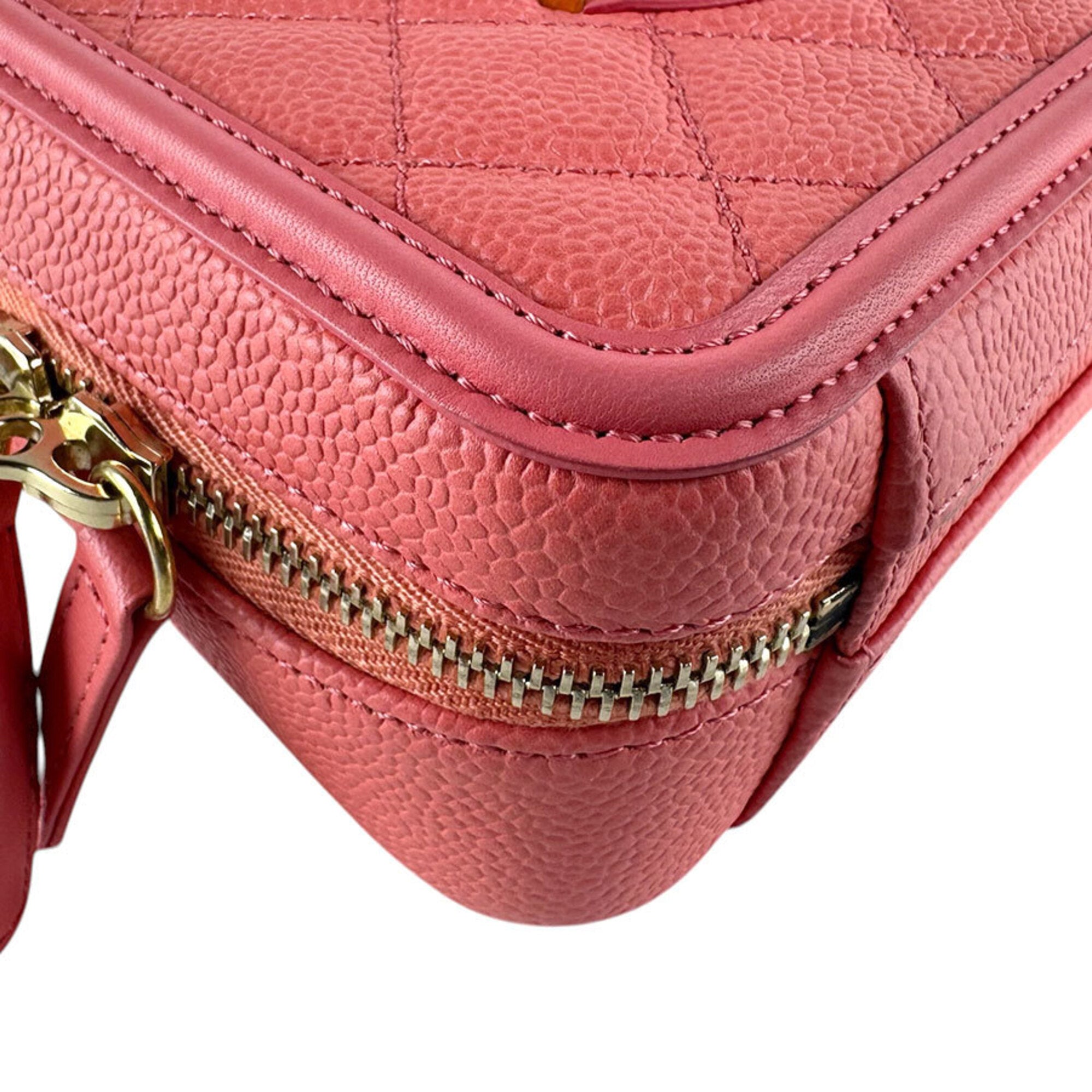 Chanel Pink Grained Calfskin Shoulder Bag (Pre-Owned)