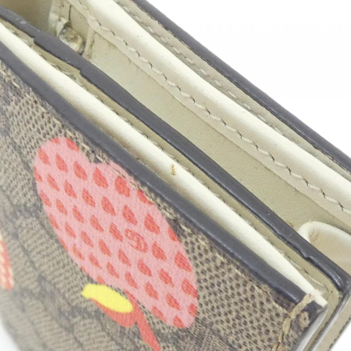 Gucci Beige Multi-Color Gg Supreme Wallet (Bi-Fold) (Pre-Owned)