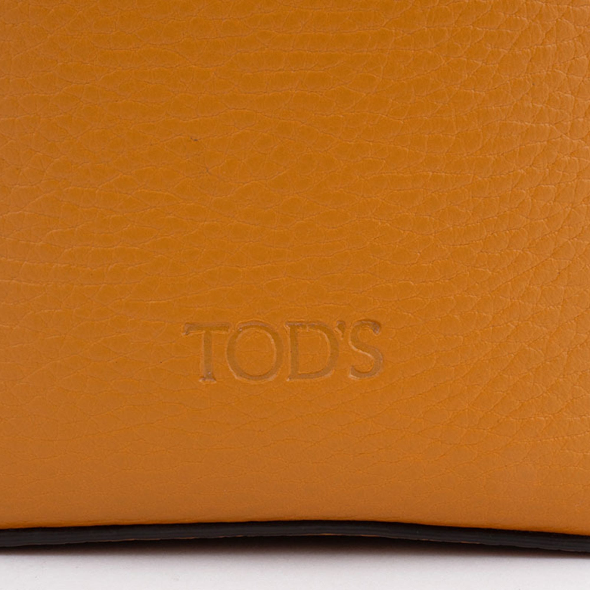 Tod's Orange Leather Tote Bag (Pre-Owned)
