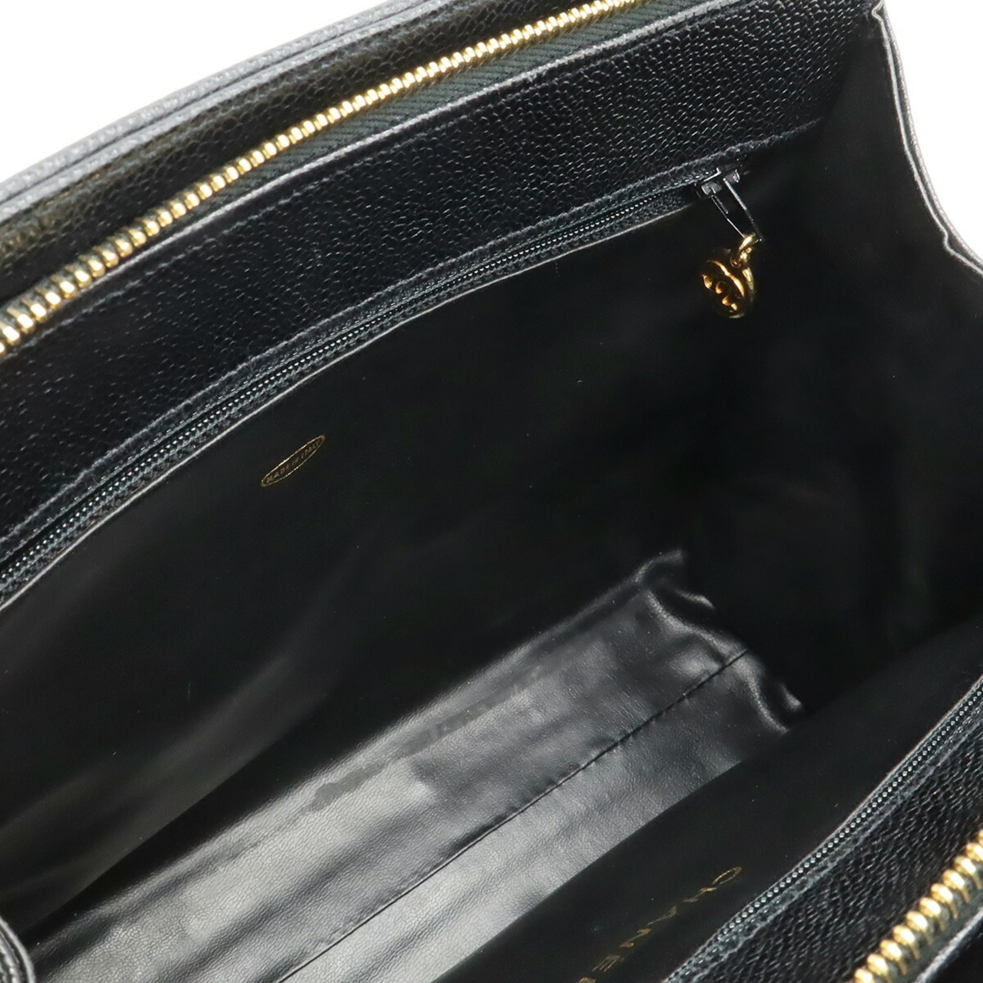 Chanel Chevron (V Stitch) Black Leather Handbag Shoulder Bag (Pre-Owned)