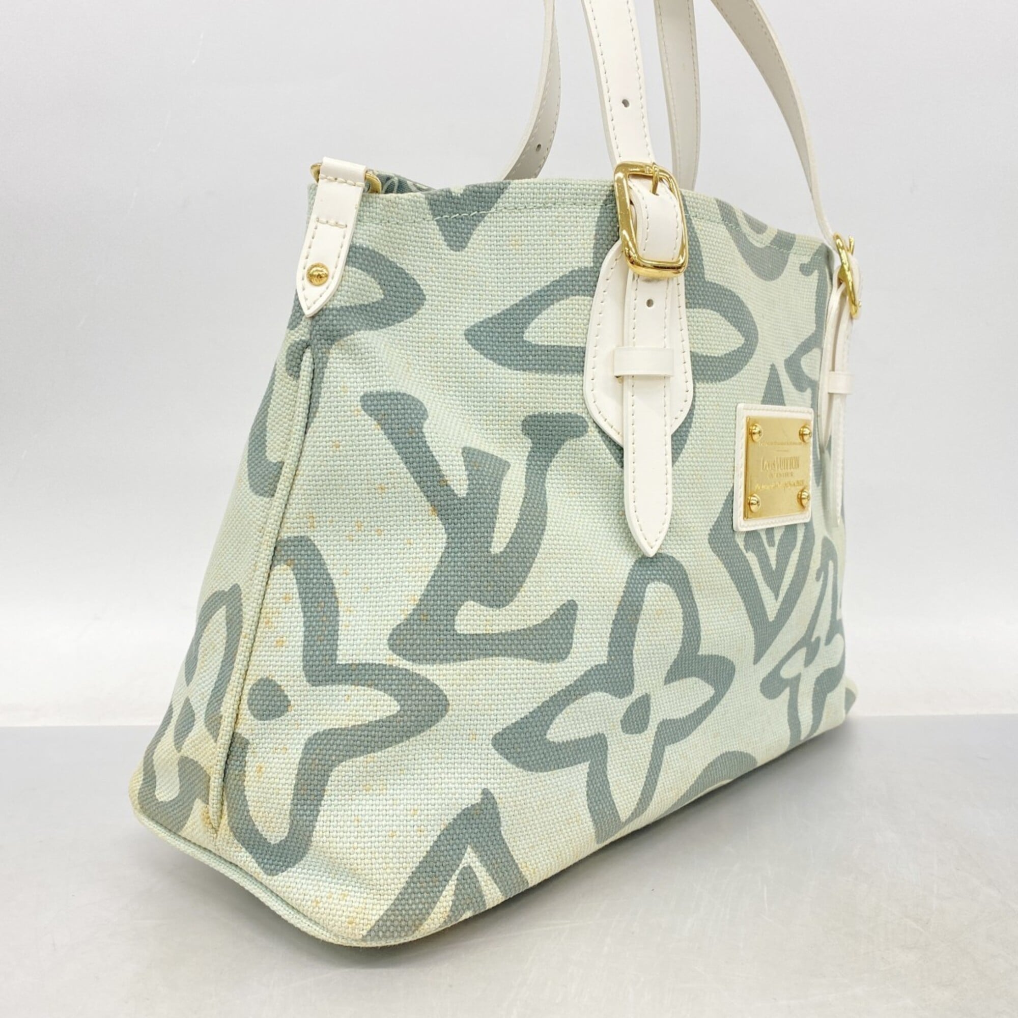 Louis Vuitton Green Tote Bag (Pre-Owned)