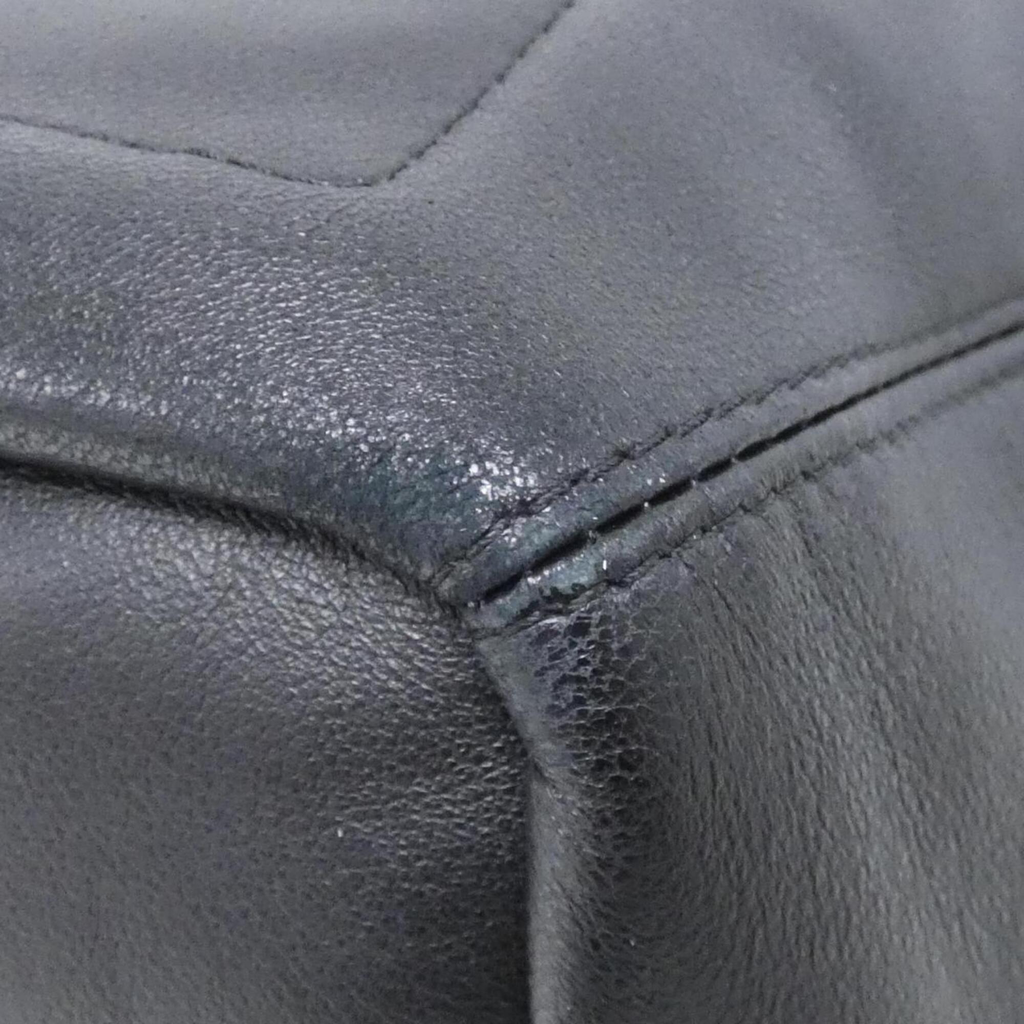 Loewe Black Leather Shoulder Bag (Pre-Owned)