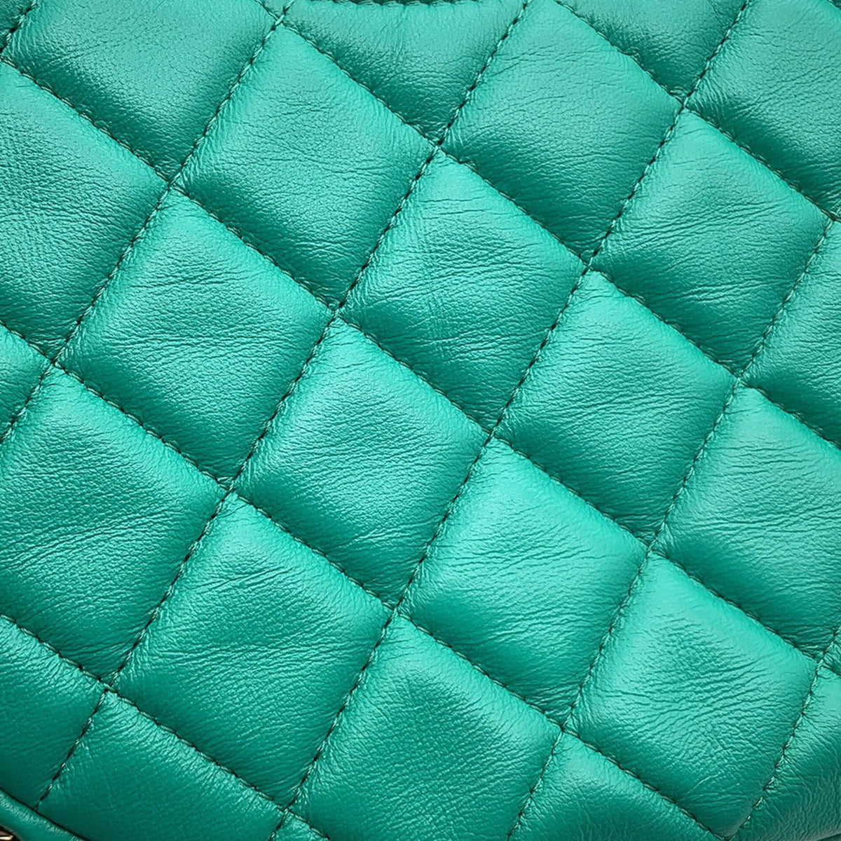 Chanel Green Handbag Shoulder Bag (Pre-Owned)