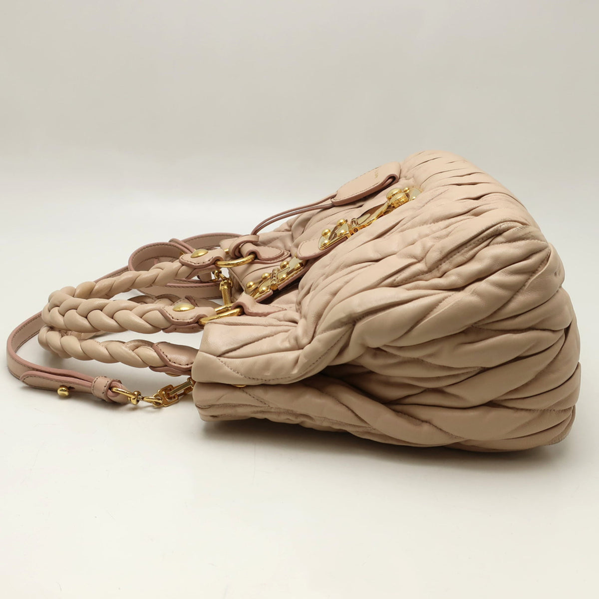 Miu Miu Leather Handbag (Pre-Owned)