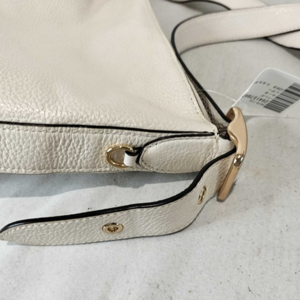 Coach White Shoulder Bag (Pre-Owned)