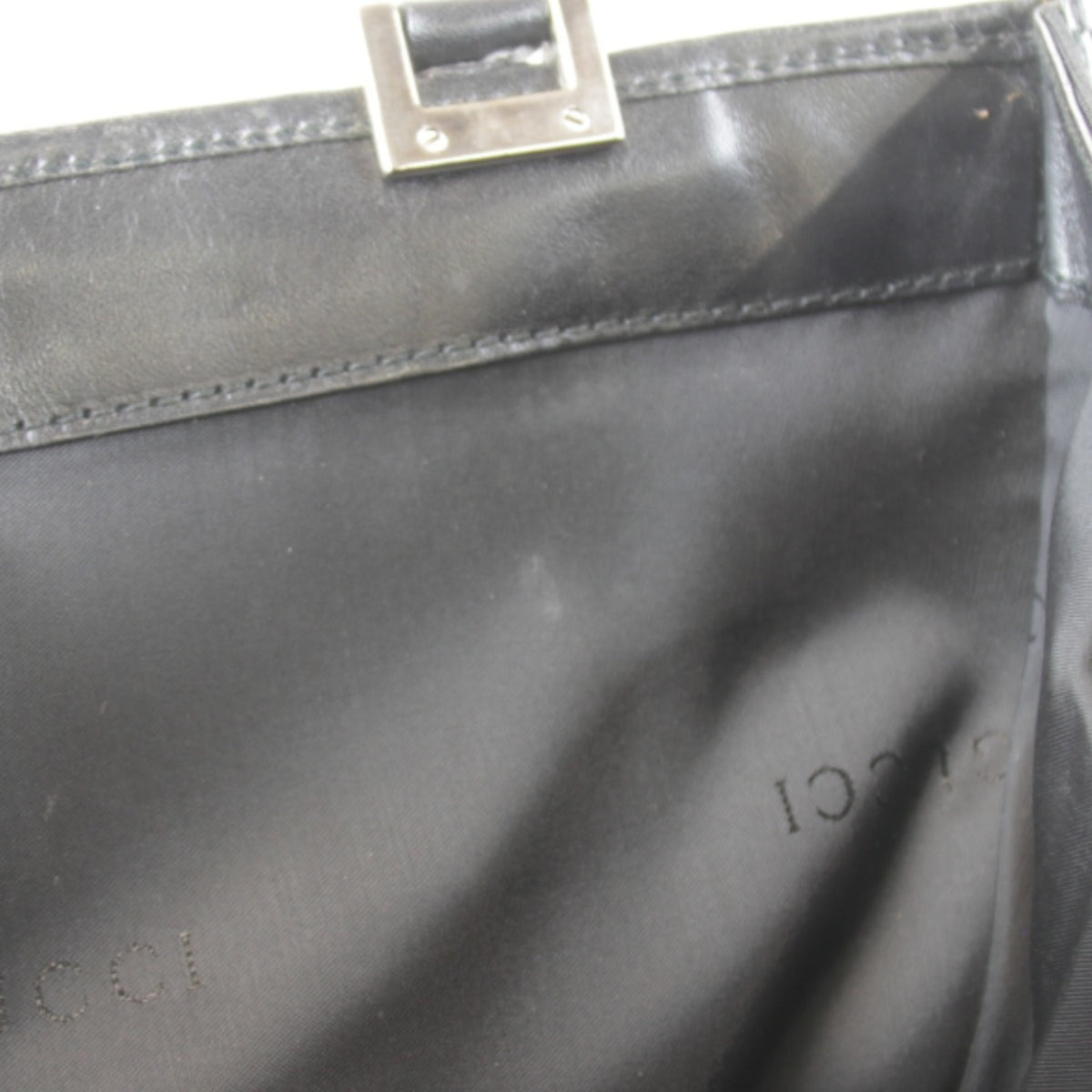 Gucci Black White Nylon Handbag (Pre-Owned)