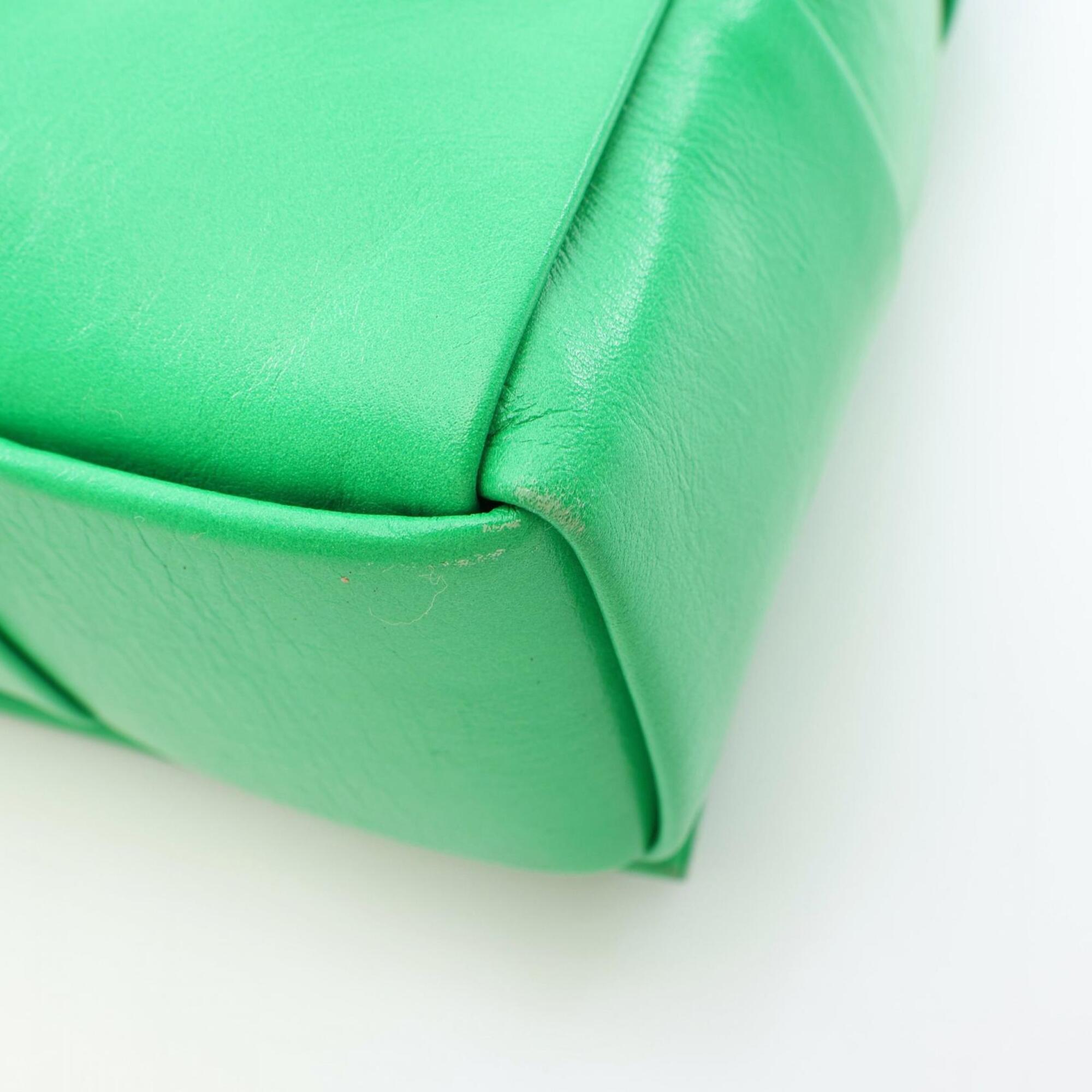 Bottega Veneta Green Leather Handbag Shoulder Bag (Pre-Owned)