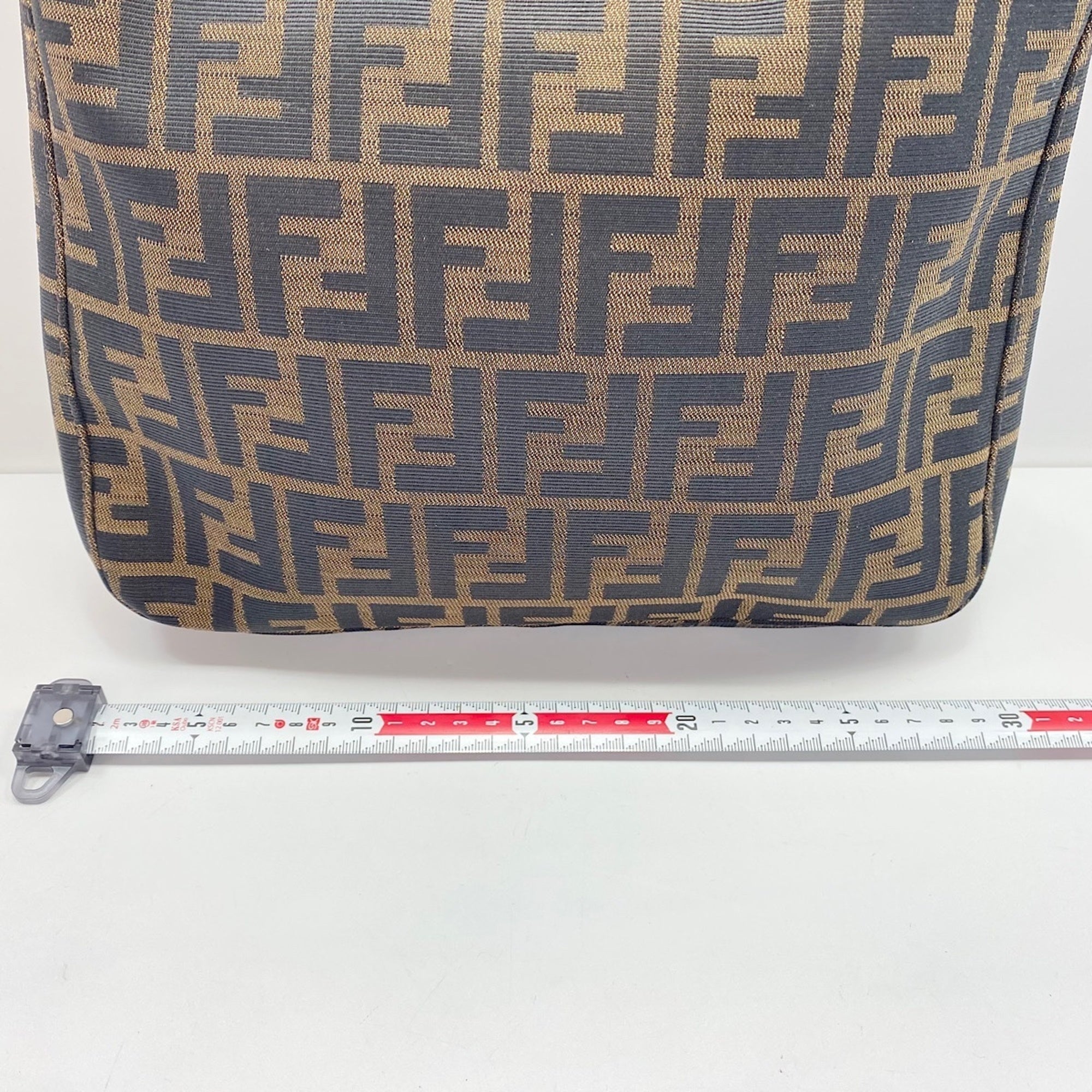 Fendi Brown Canvas Shoulder Bag (Pre-Owned)