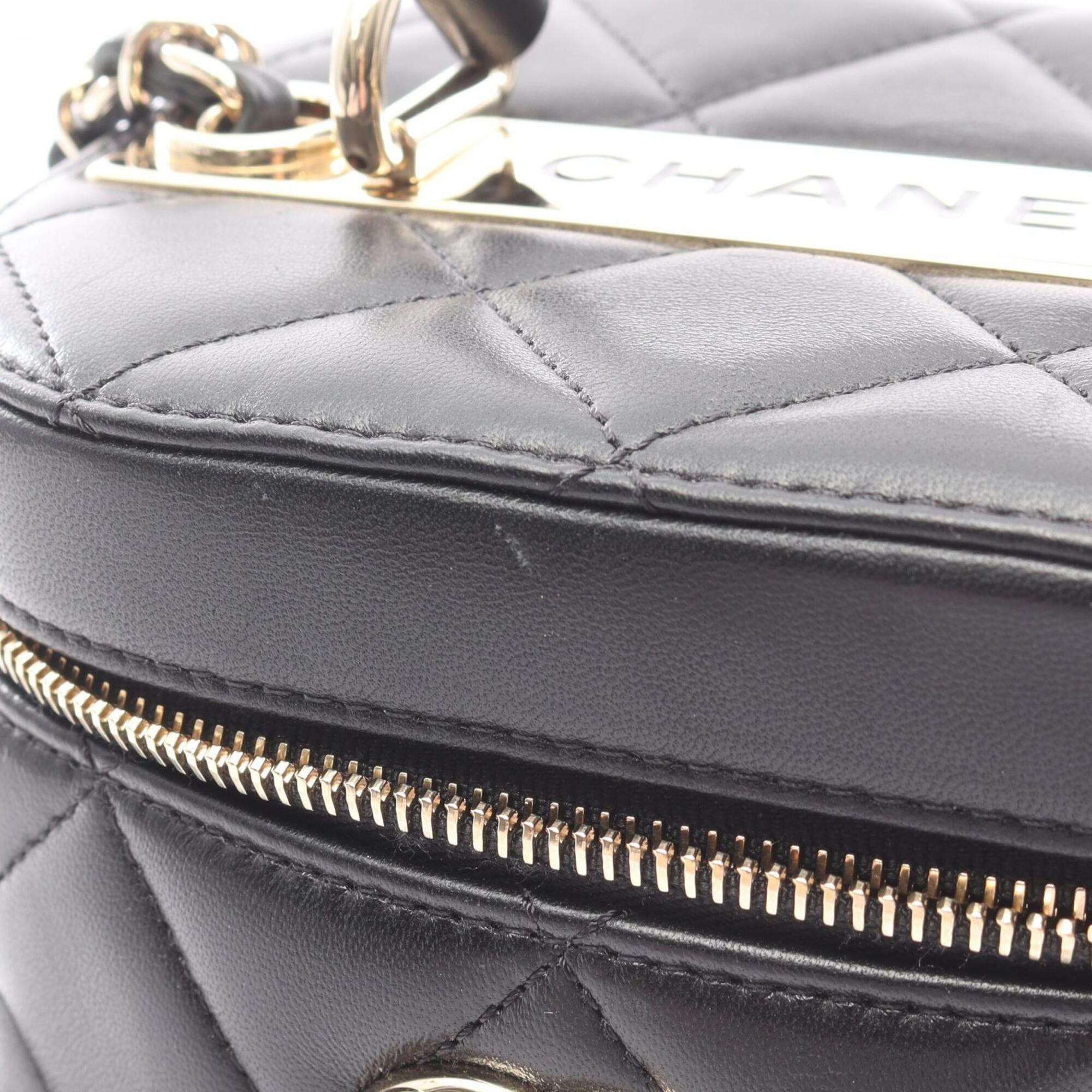 Chanel Black Leather Handbag Shoulder Bag (Pre-Owned)