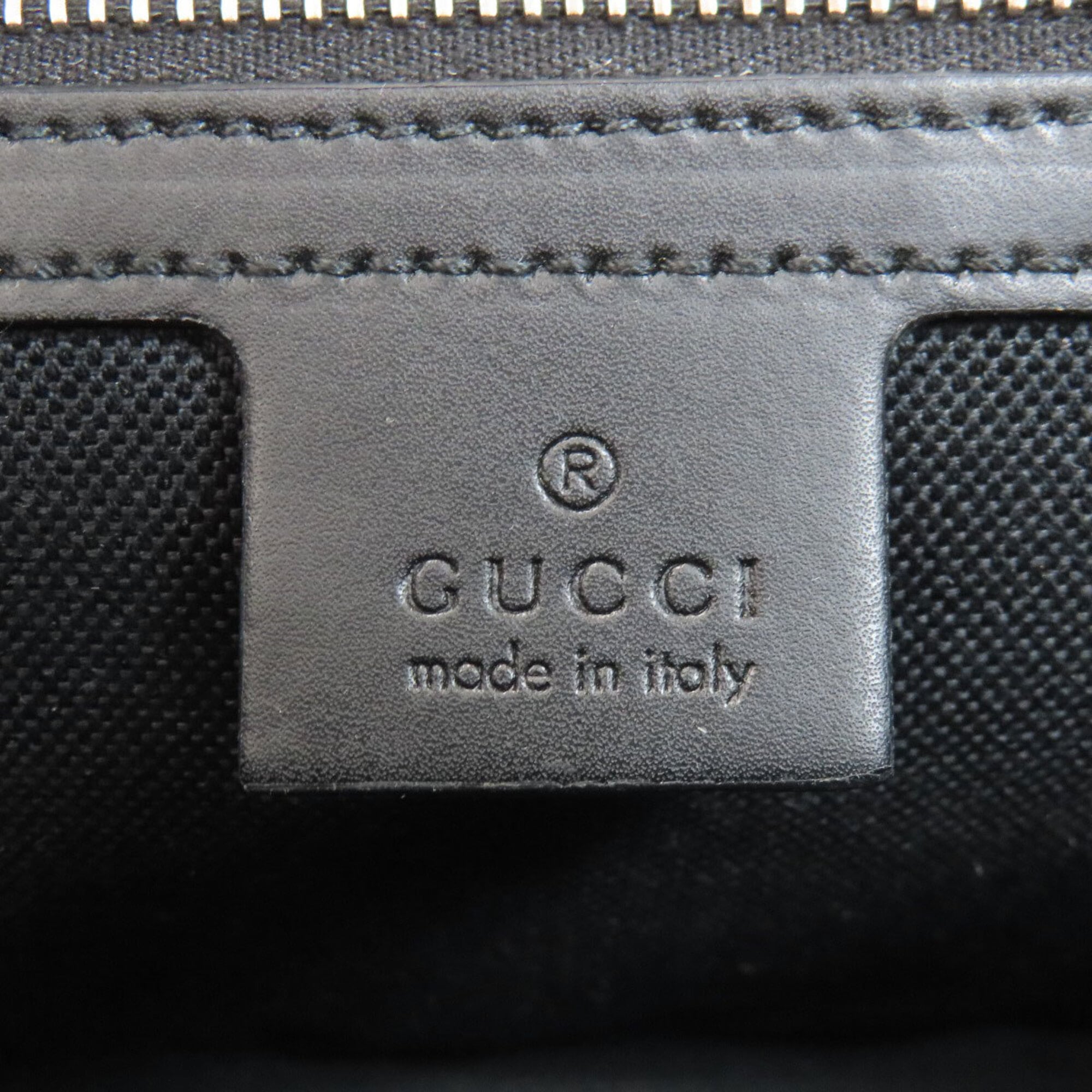 Gucci Black Pvc Sling Bag (Pre-Owned)