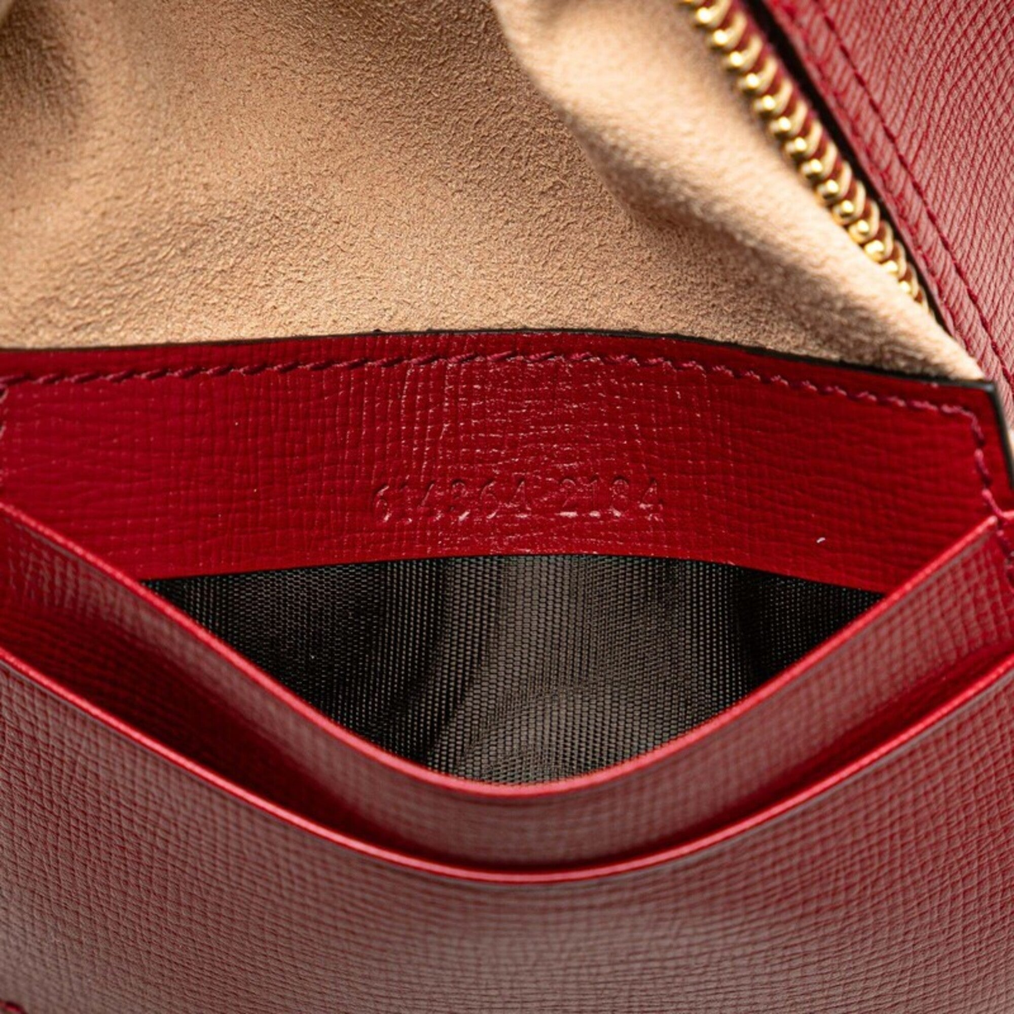 Gucci Red Color Leather Clutch Bag (Pre-Owned)