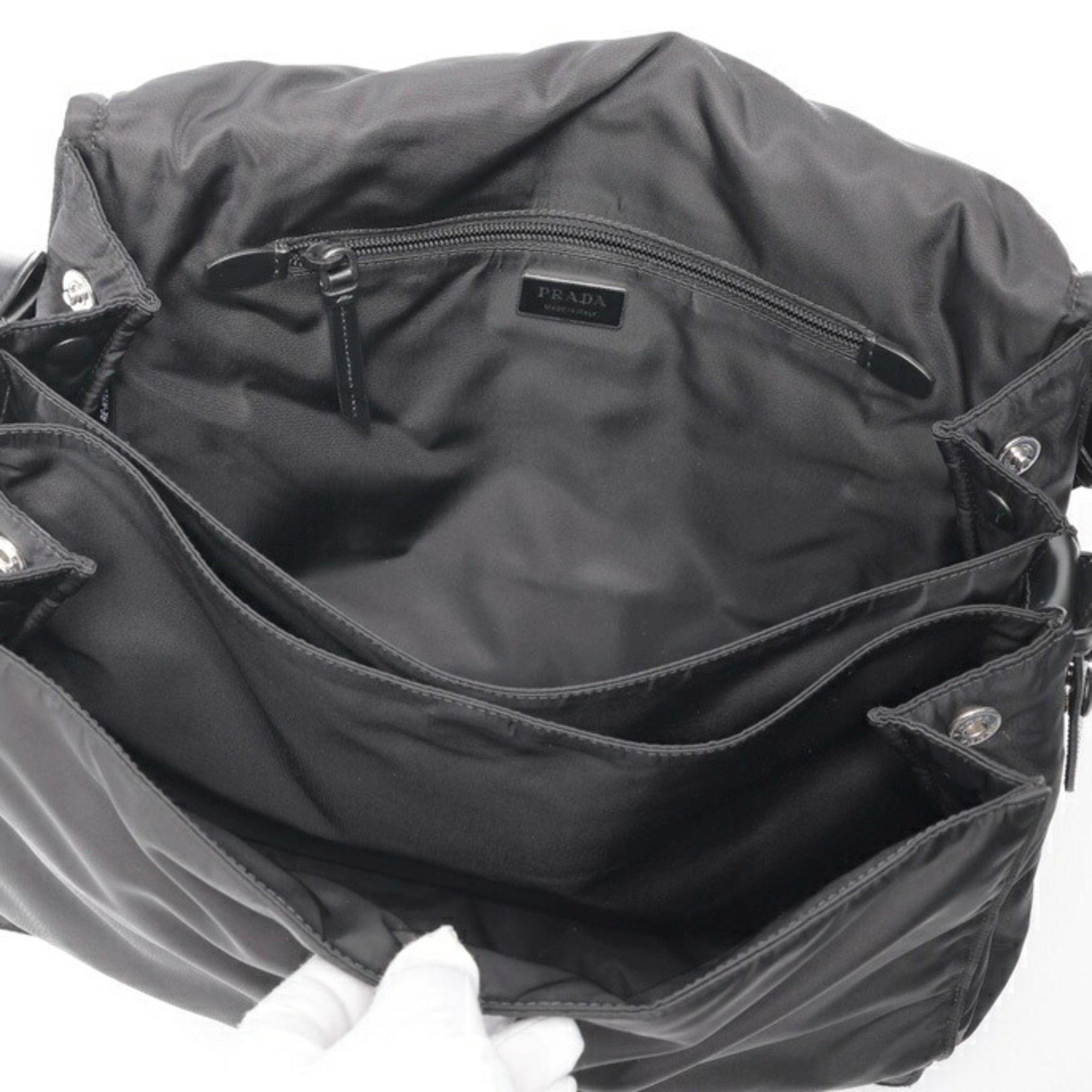 Prada Black Nylon Shoulder Bag (Pre-Owned)