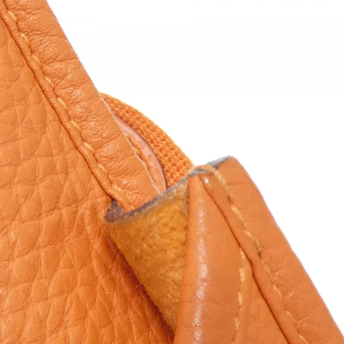 Hermes Feu Taurillon Clemence Leather Shoulder Bag (Pre-Owned)