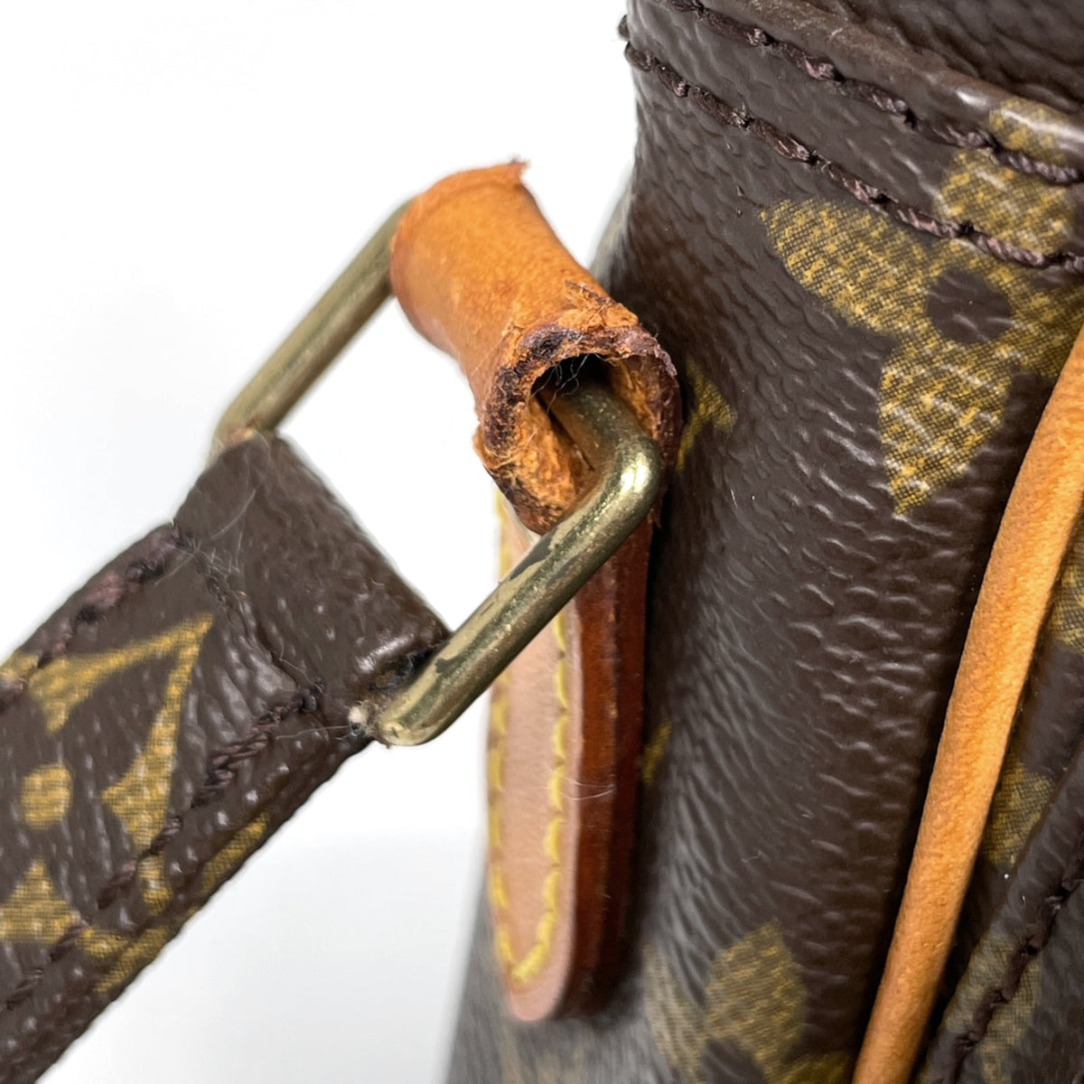 Louis Vuitton Brown Monogram Shoulder Bag (Pre-Owned)
