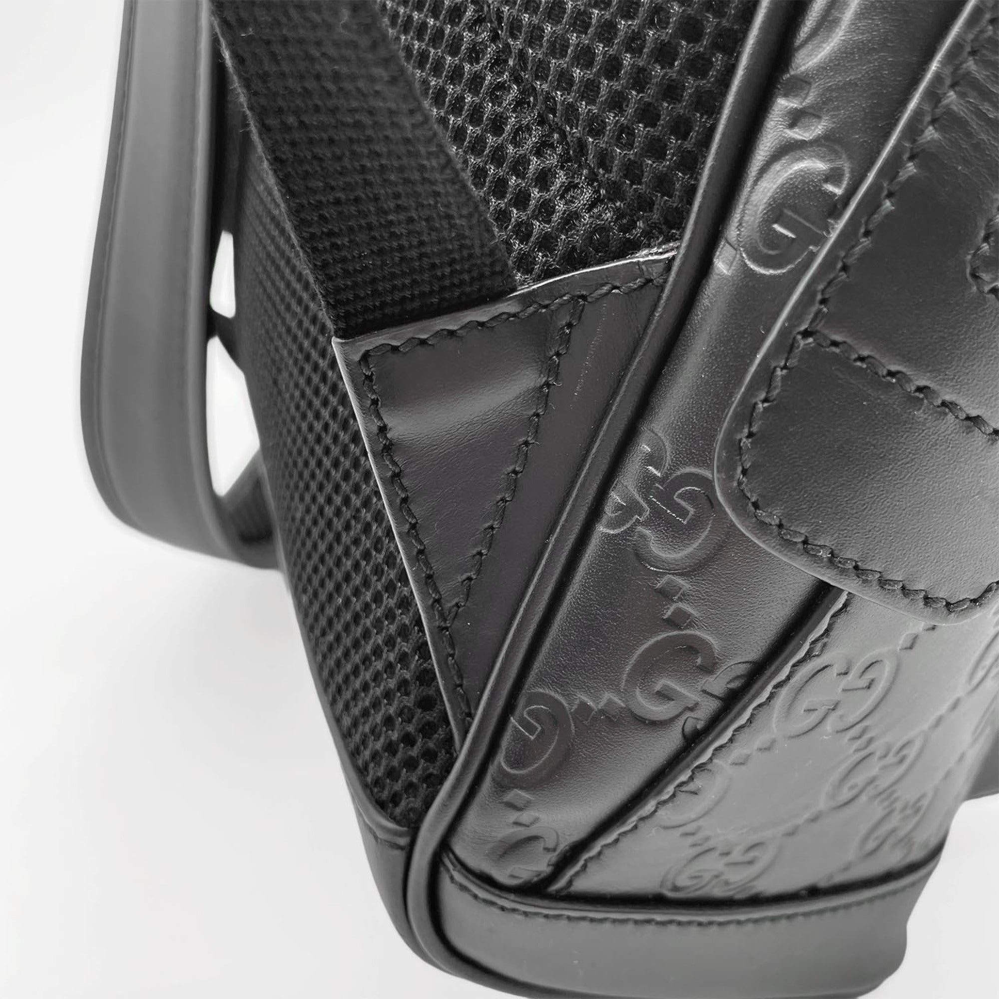 Gucci Black Leather Backpack (Pre-Owned)