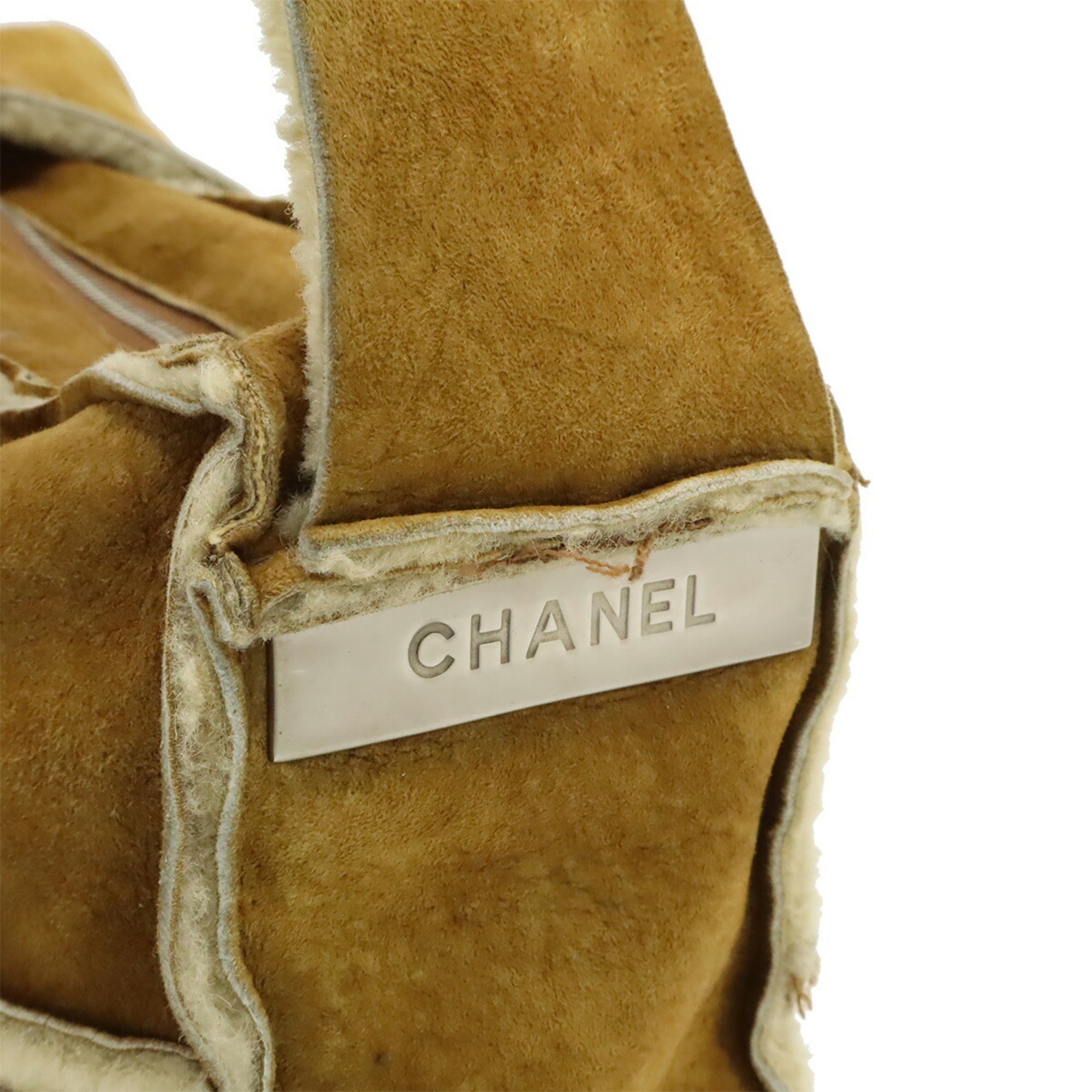 Chanel Mouton Brown Leather Shoulder Bag (Pre-Owned)
