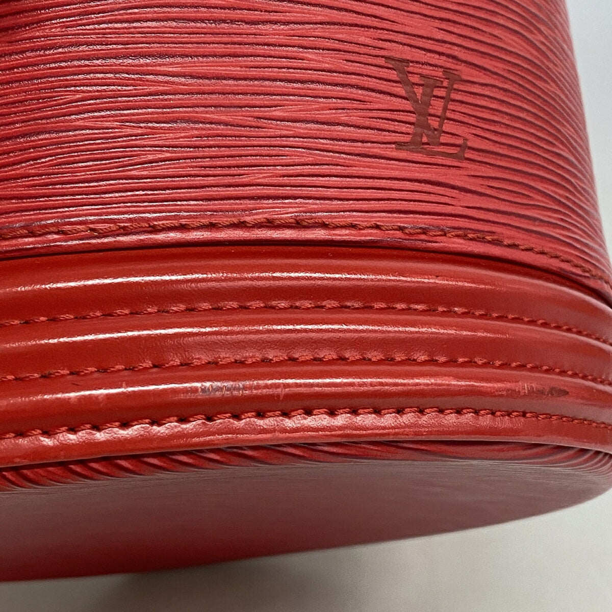 Louis Vuitton Castilian Red Handbag (Pre-Owned)