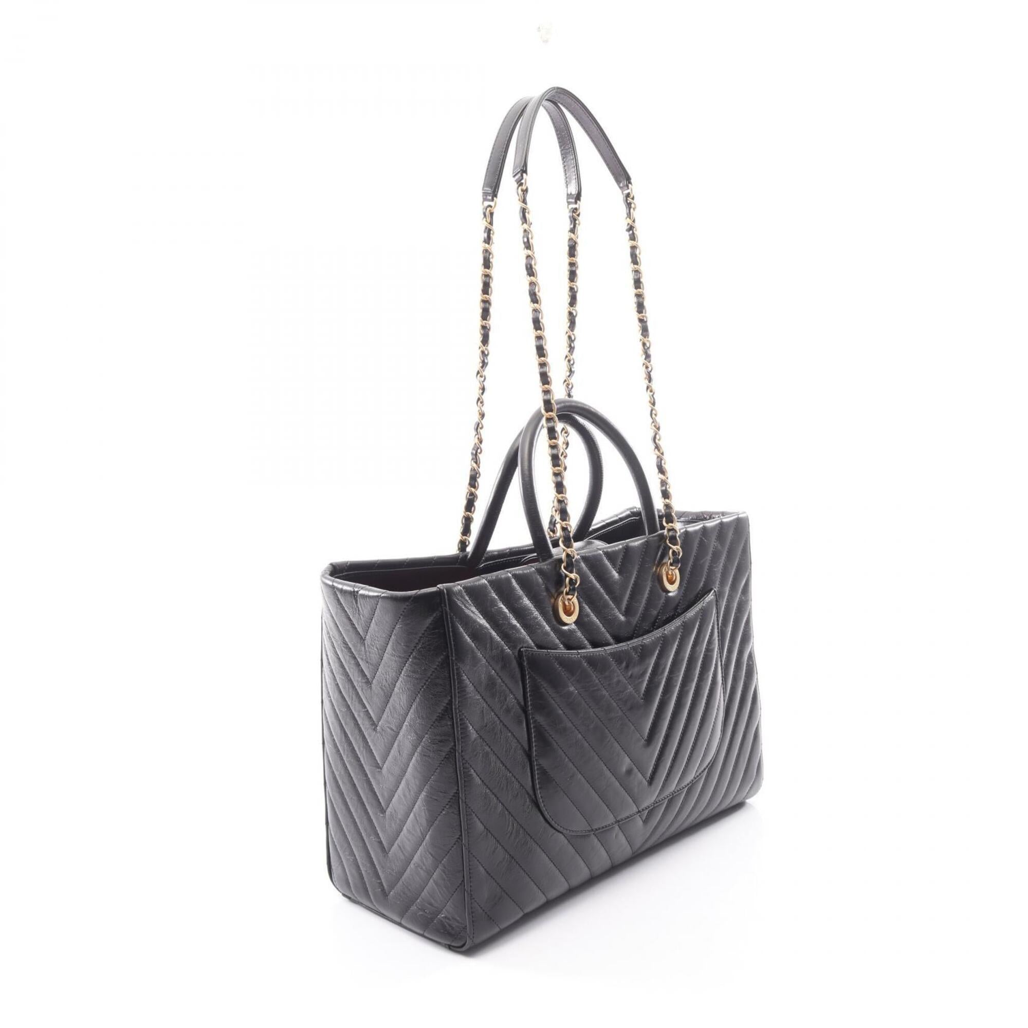 Chanel Black Leather Handbag Tote Bag (Pre-Owned)