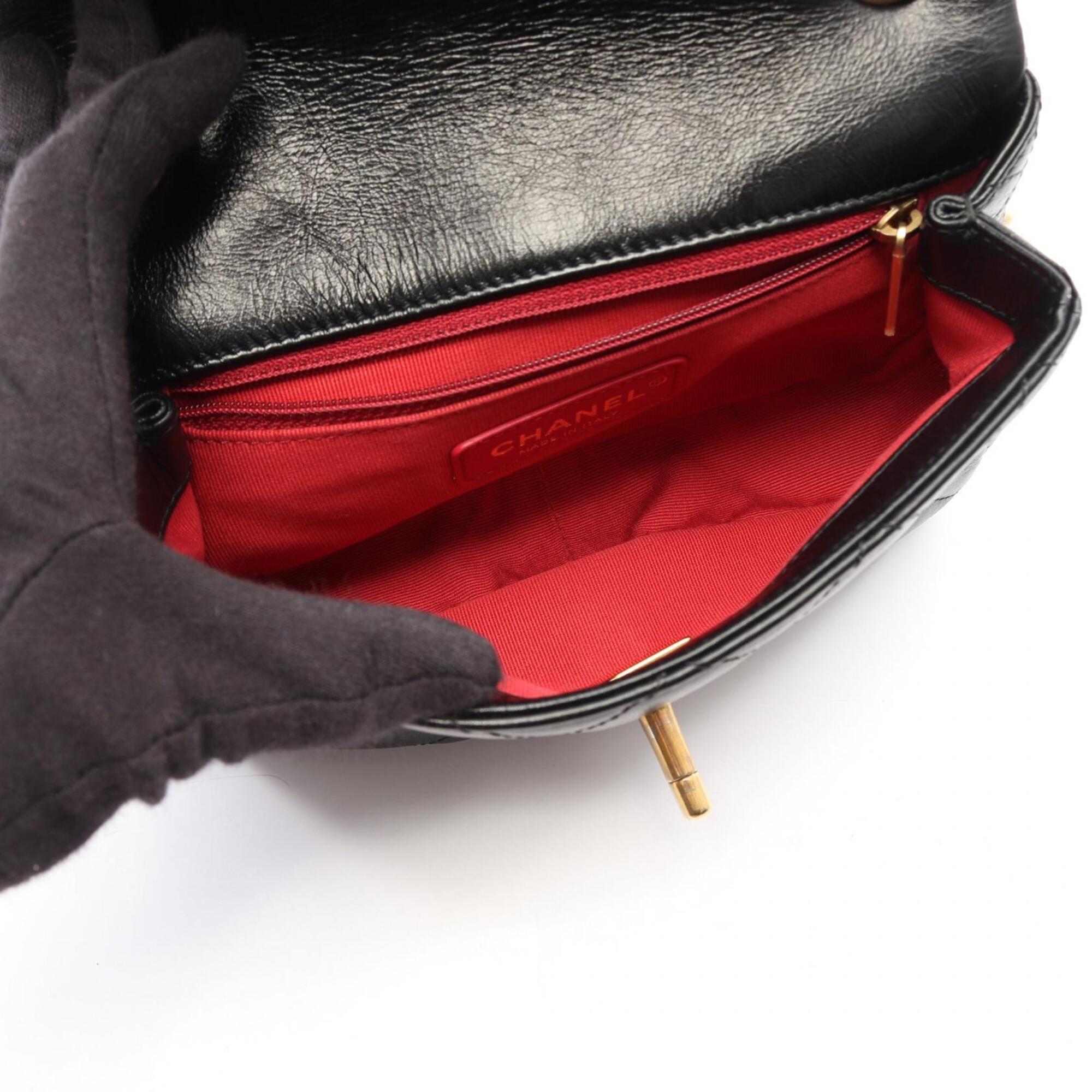 Chanel Black Leather Handbag Shoulder Bag (Pre-Owned)