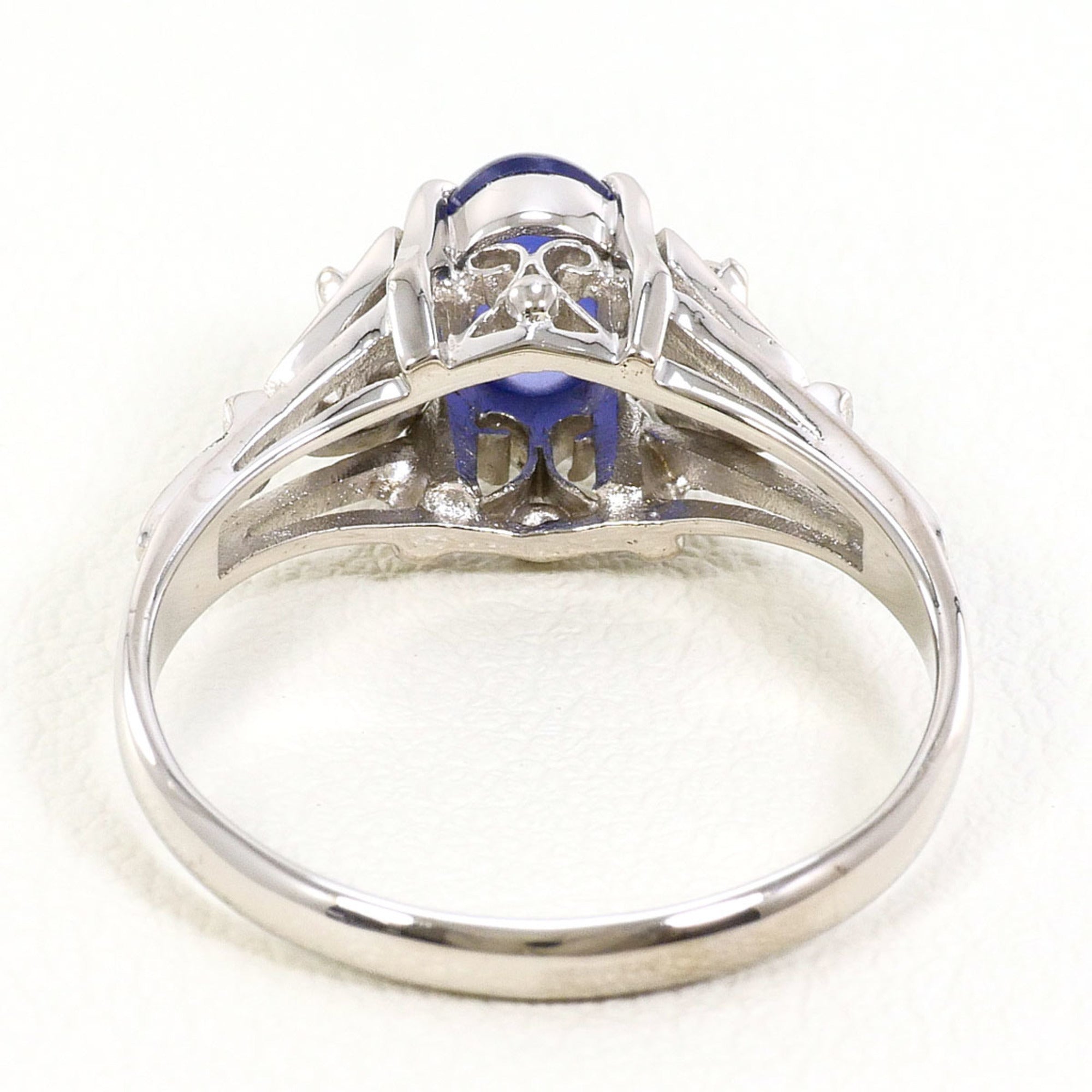 Unbranded White Gold White Gold (14K) Band Ring (Pre-Owned)