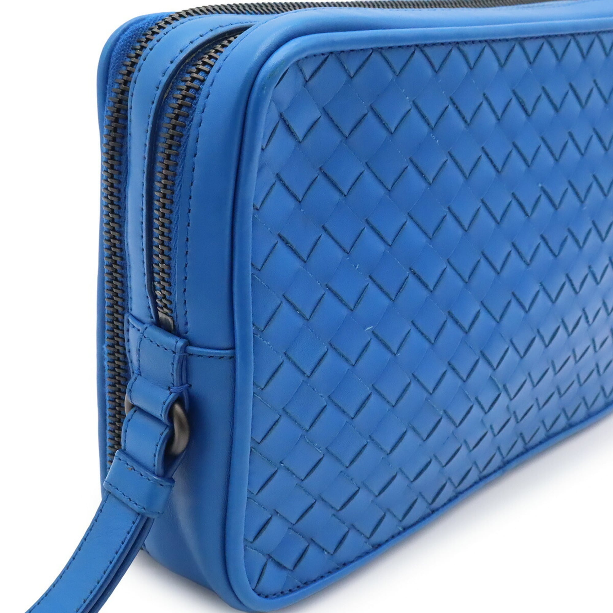 Bottega Veneta Intrecciato Blue Leather Clutch Bag (Pre-Owned)