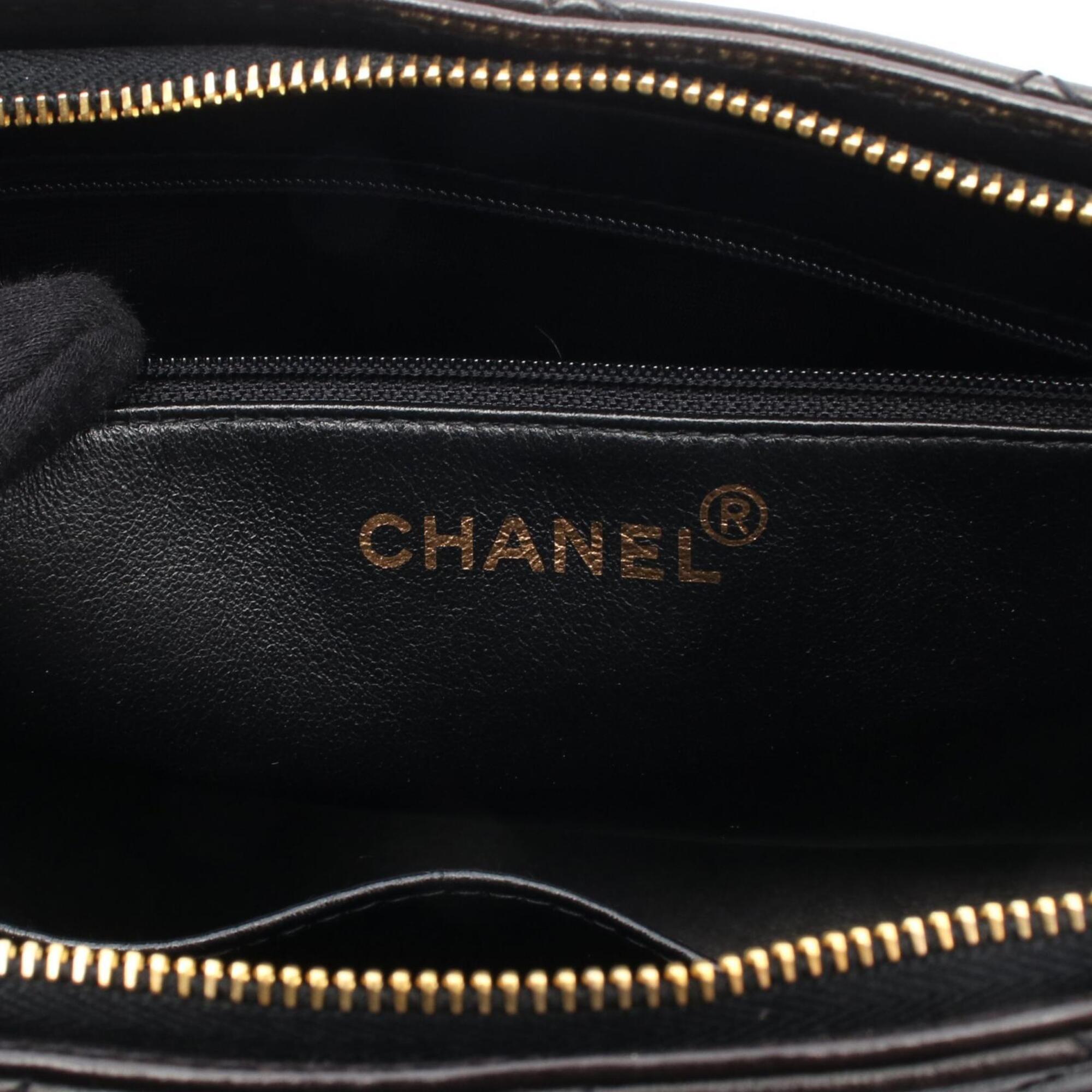 Chanel Black Leather Handbag Shoulder Bag (Pre-Owned)