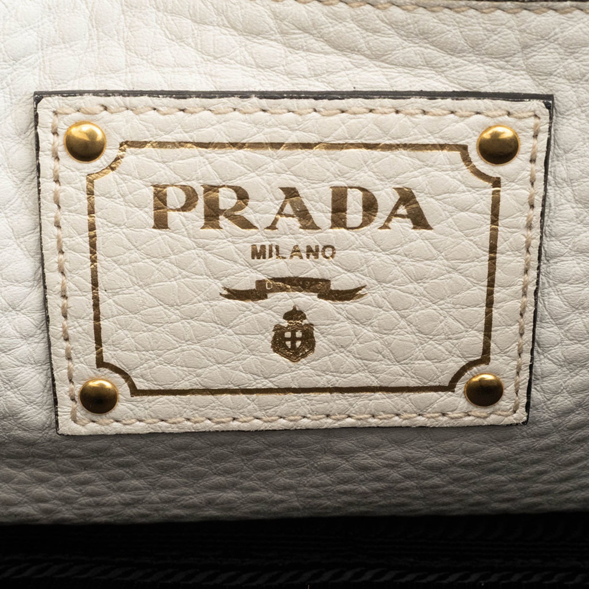 Prada White Leather Handbag (Pre-Owned)