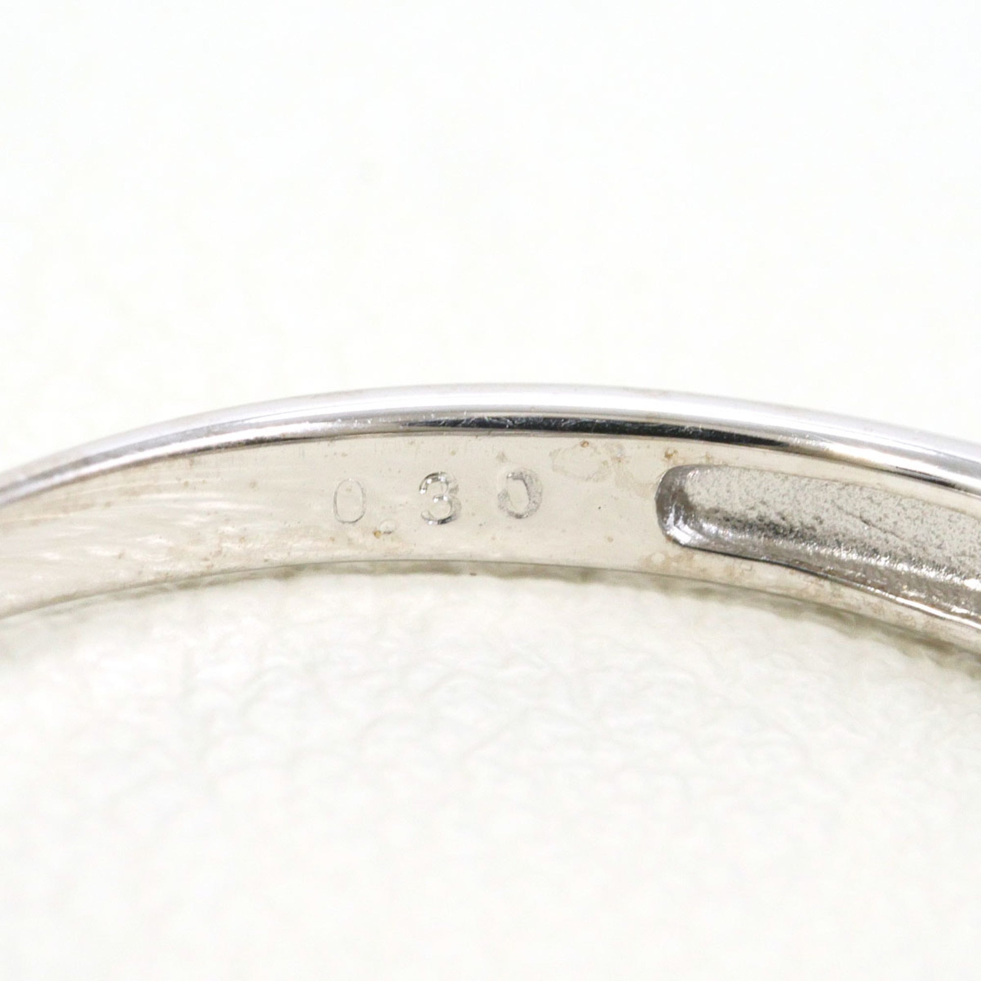 Unbranded White Gold White Gold (10K) Band Ring (Pre-Owned)