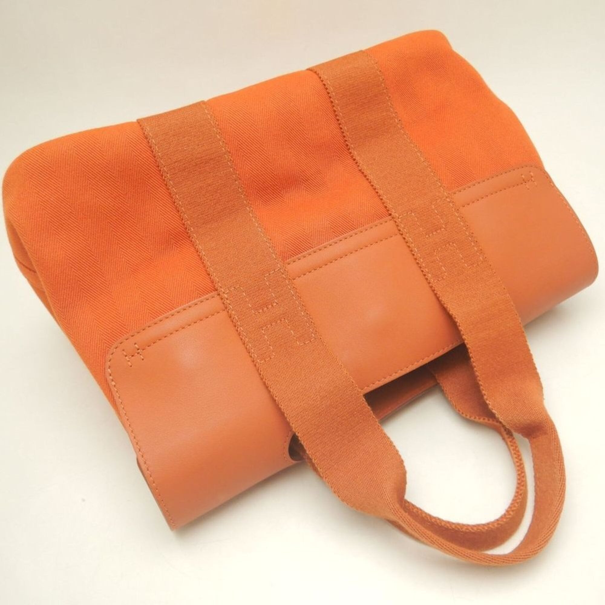 Hermes Orange Toile Chevron Leather Handbag (Pre-Owned)