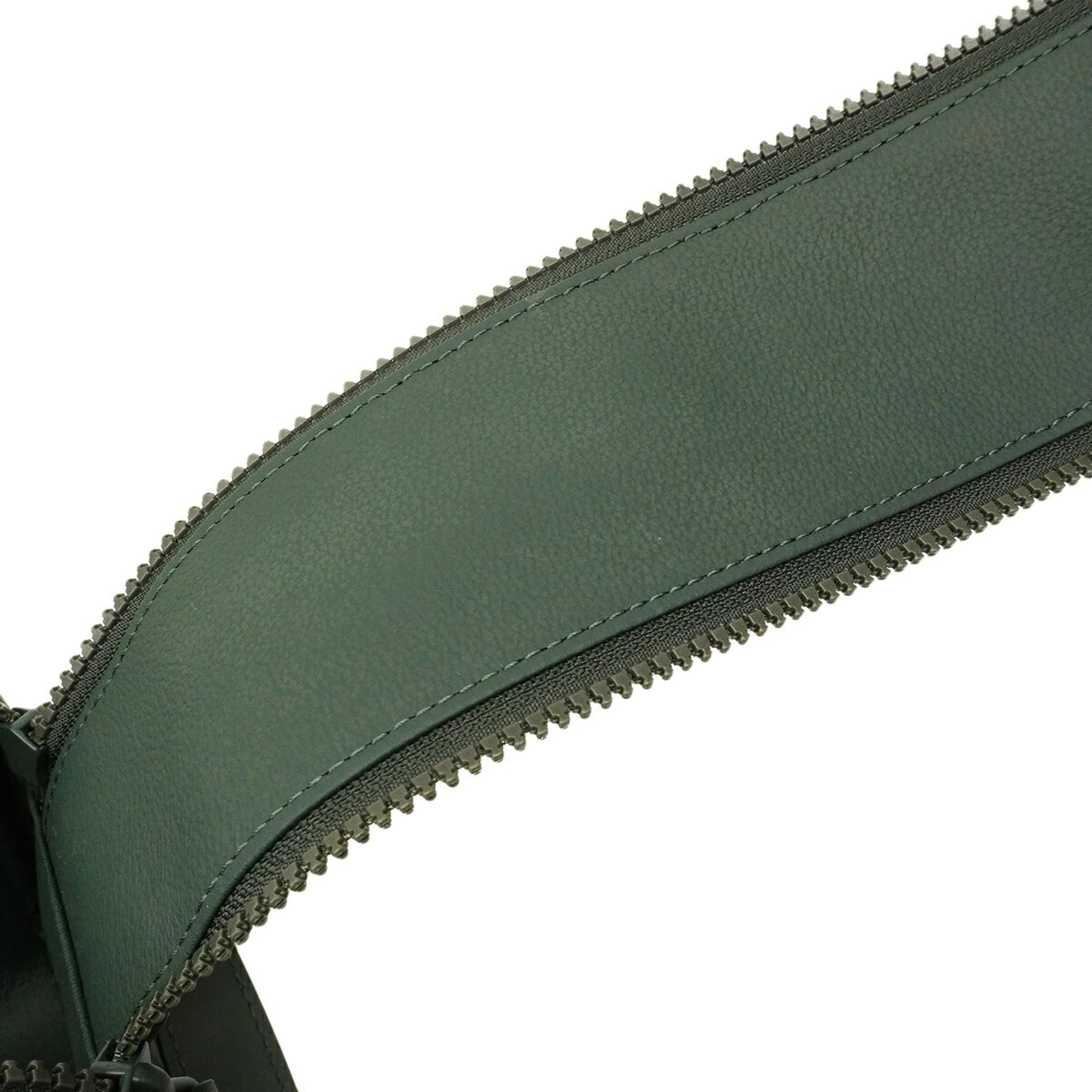 Louis Vuitton Green Handbag (Pre-Owned)