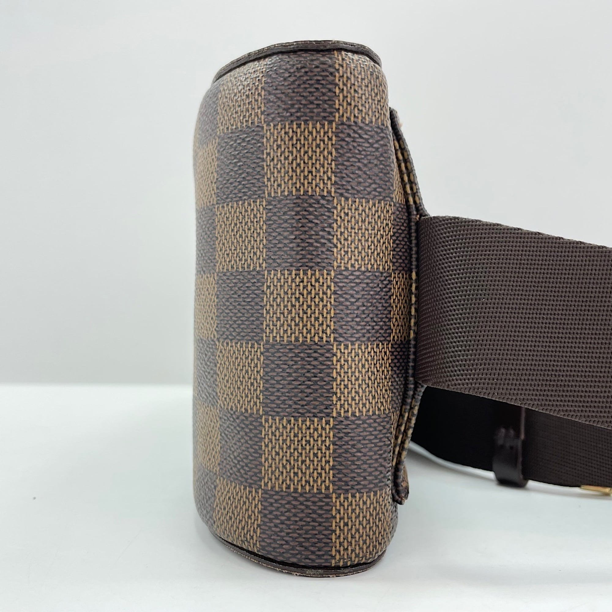 Louis Vuitton Brown Sling Bag (Pre-Owned)