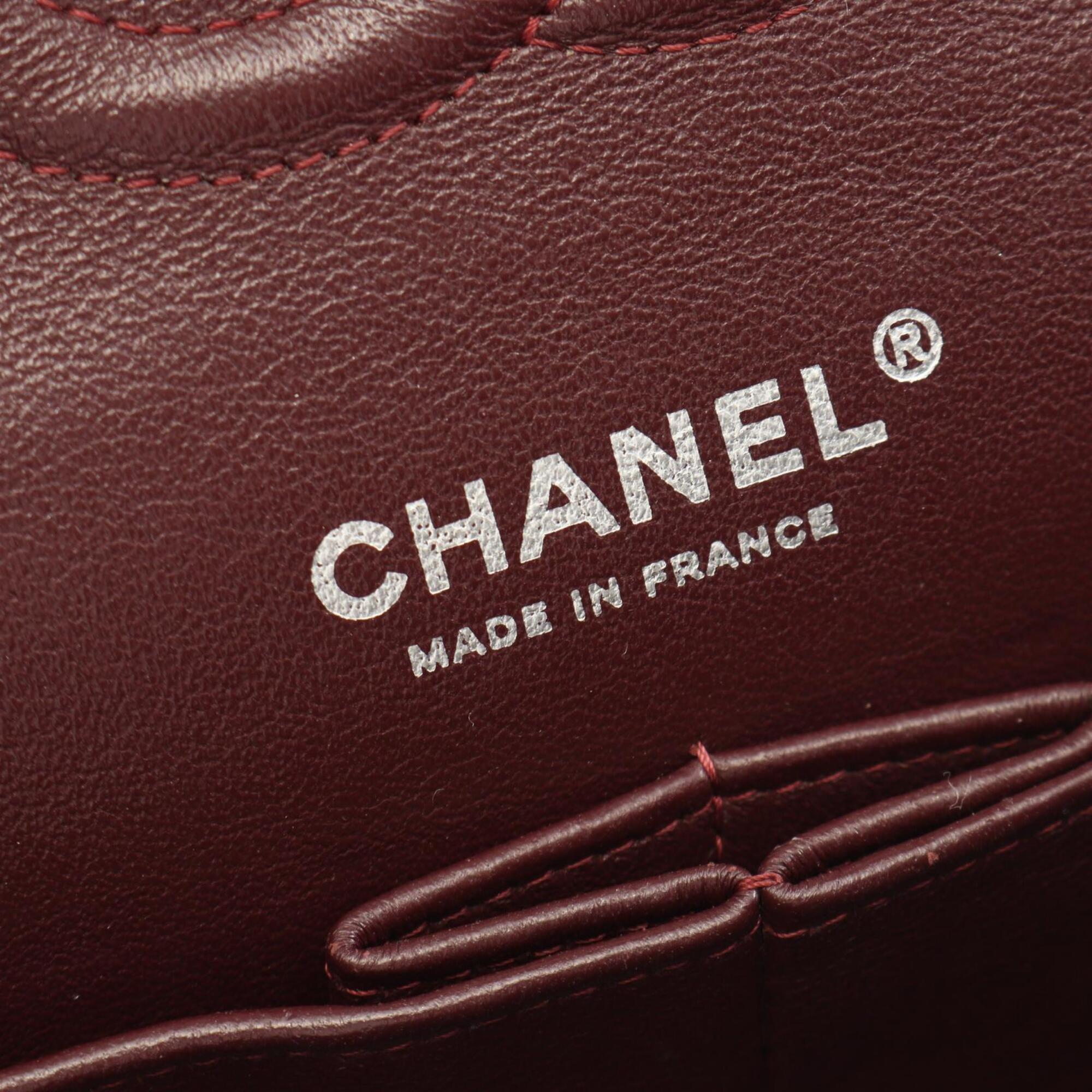 Chanel Black Grained Calfskin Handbag Shoulder Bag (Pre-Owned)