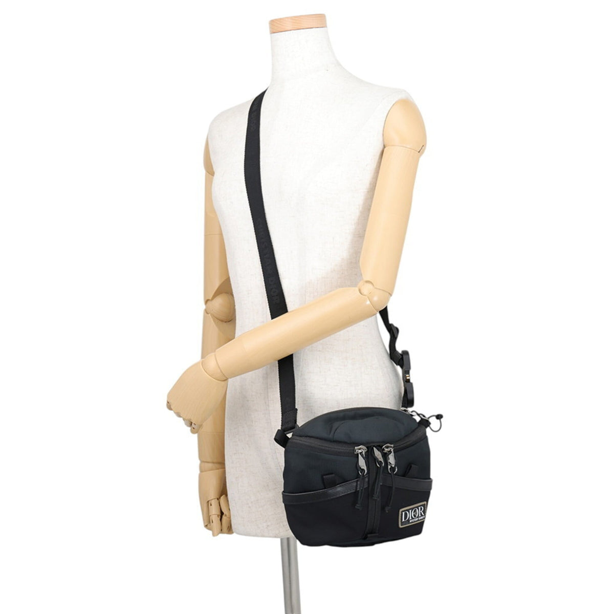 Christian Dior Black Nylon Canvas Leather Handbag Shoulder Bag (Pre-Owned)
