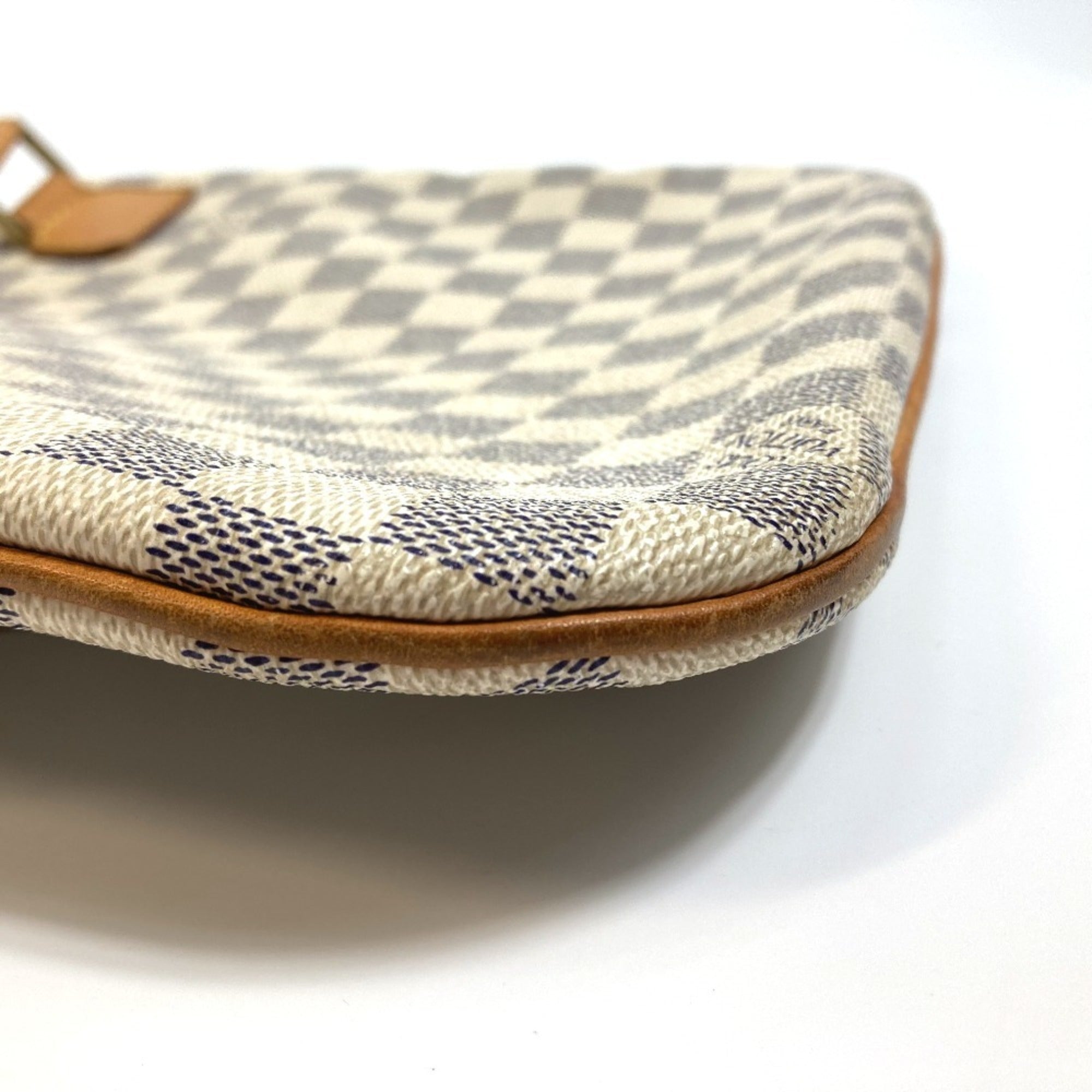 Louis Vuitton Damier Azur Azur White Damier Azur Pochette Shoulder Bag (Pre-Owned)