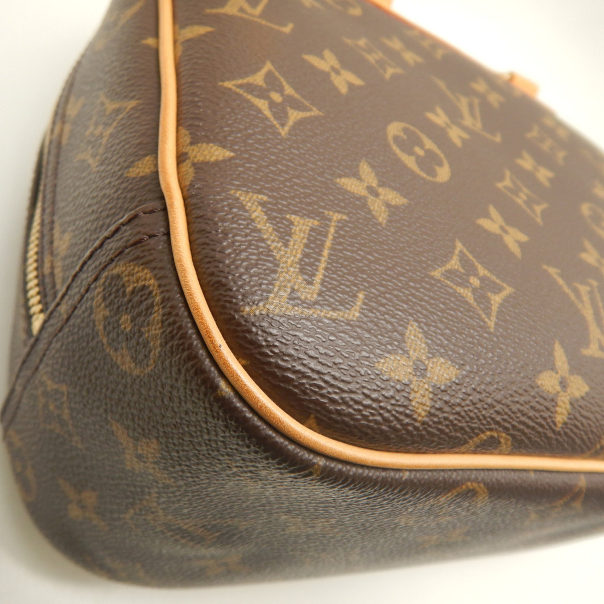 Louis Vuitton Monogram Brown Monogram Handbag (Pre-Owned)