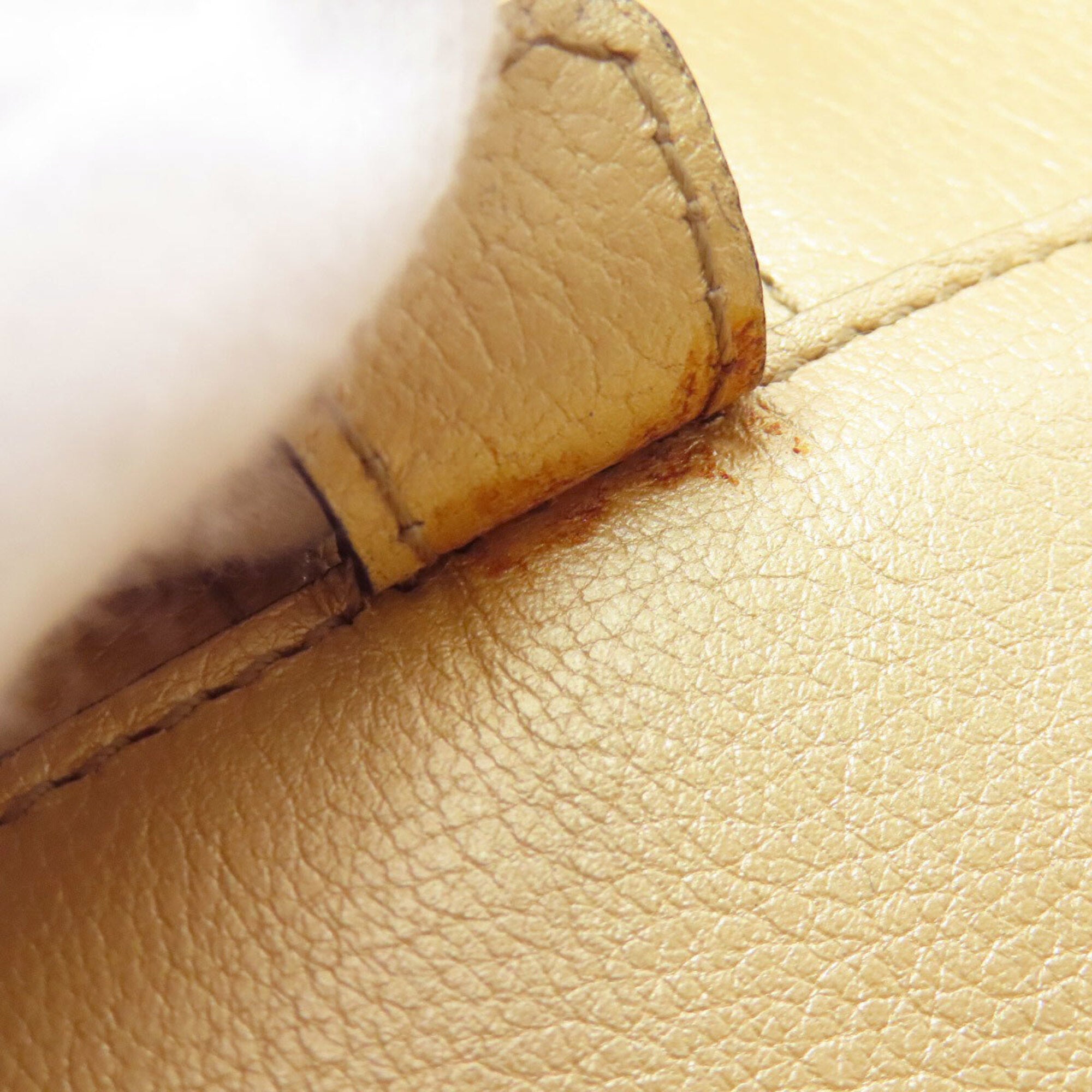 Loewe Gold Leather Handbag (Pre-Owned)
