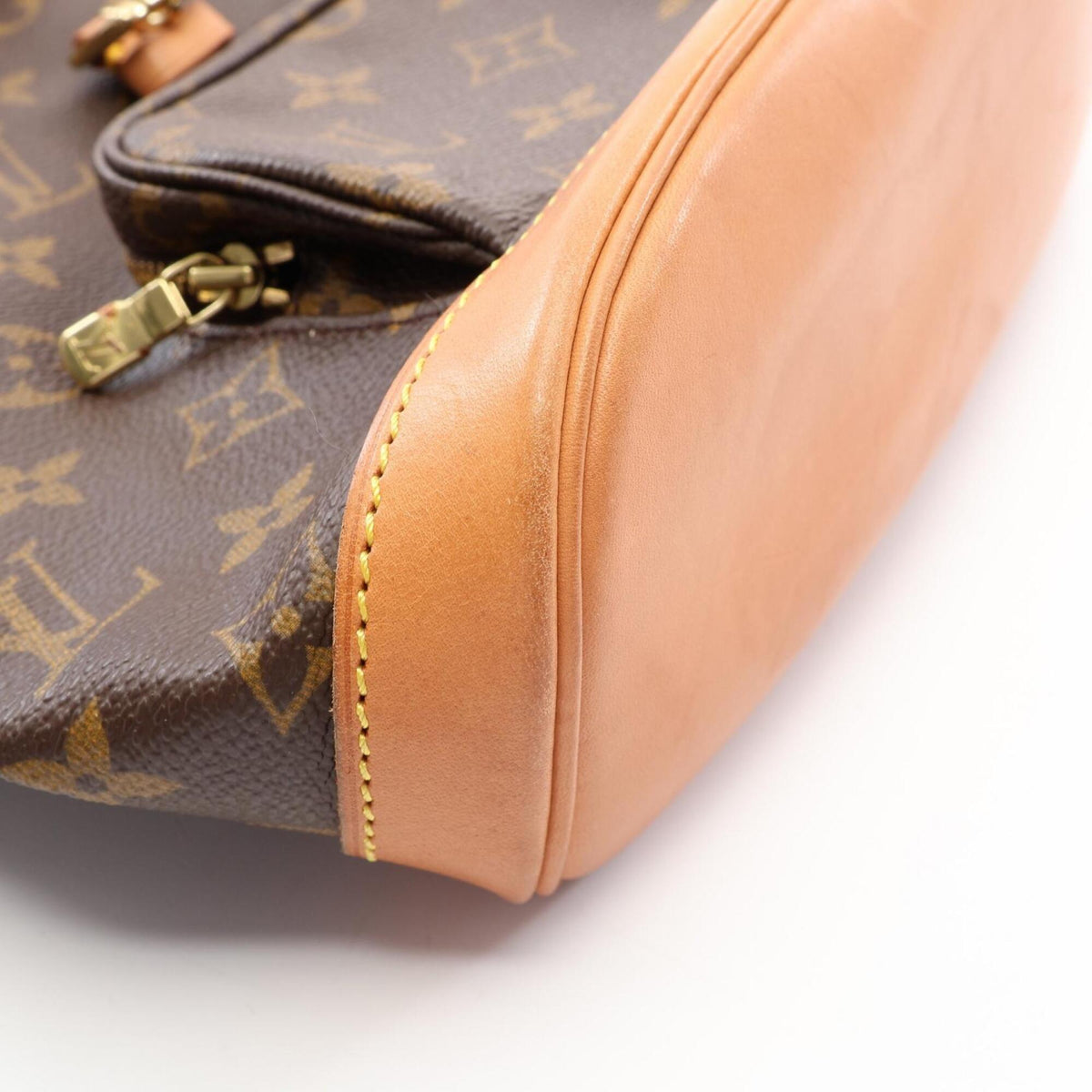 Louis Vuitton Brown Coated Canvas Leather Backpack Handbag (Pre-Owned)