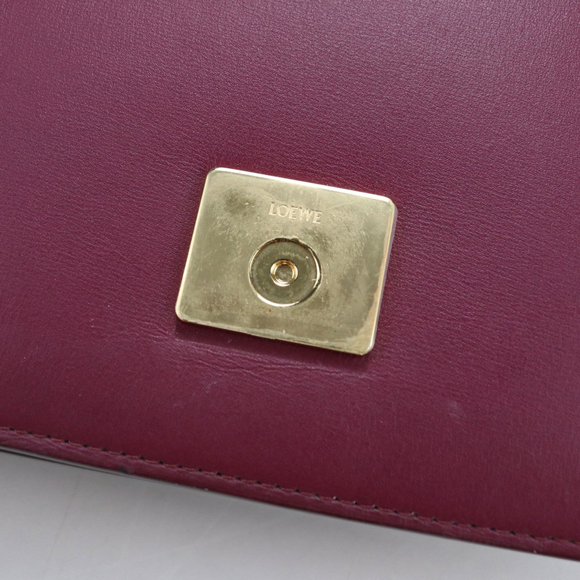 Loewe Purple Leather Shoulder Bag (Pre-Owned)