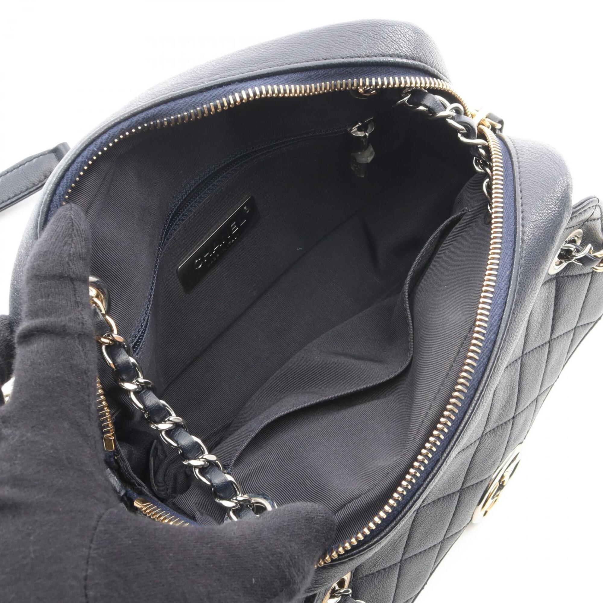 Chanel Navy Leather Handbag Shoulder Bag (Pre-Owned)