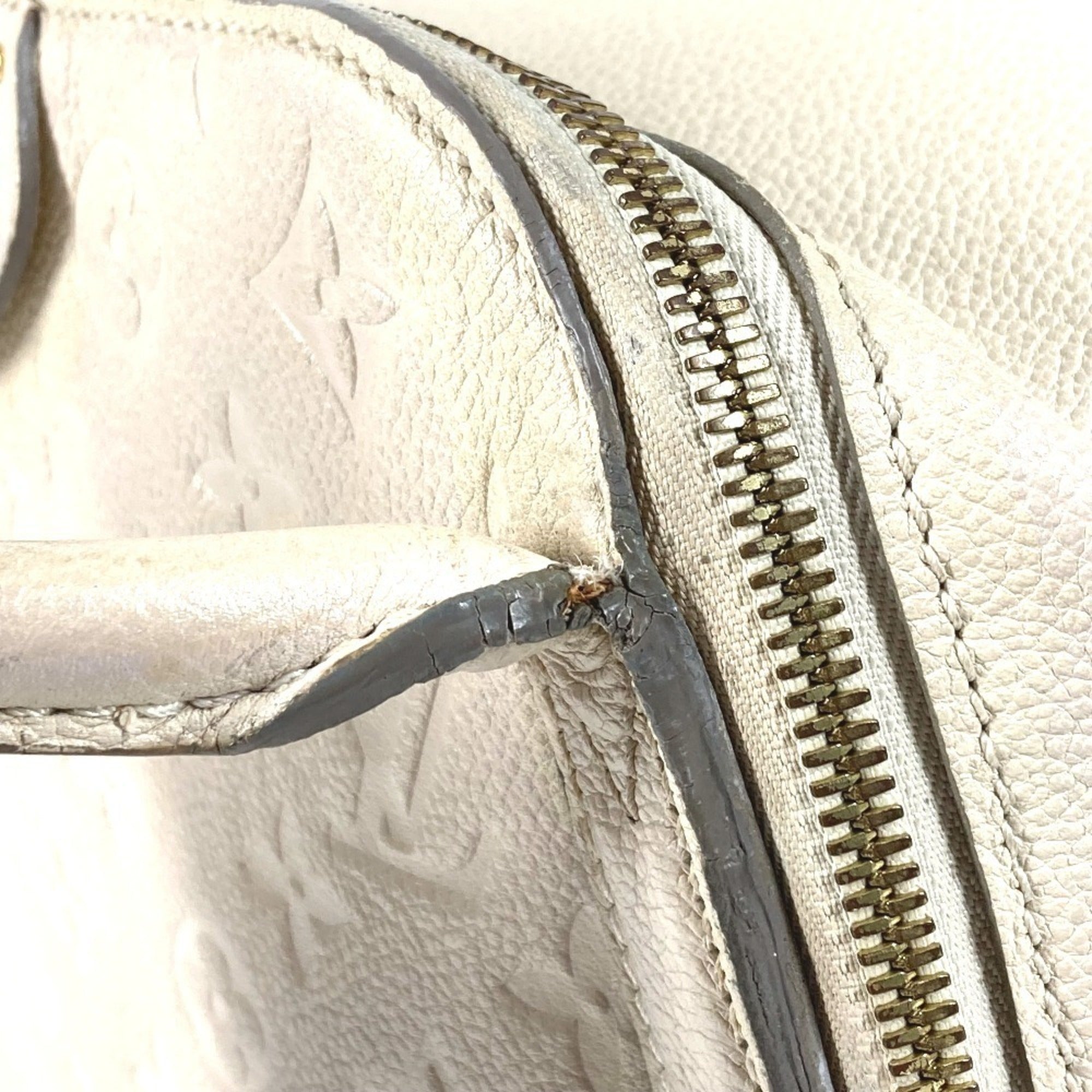 Louis Vuitton Neige White Monogram Empreinte Handbag Tote Bag (Pre-Owned)